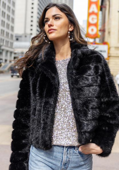 [Copy]Ivory Faux Fur Posh Jacket