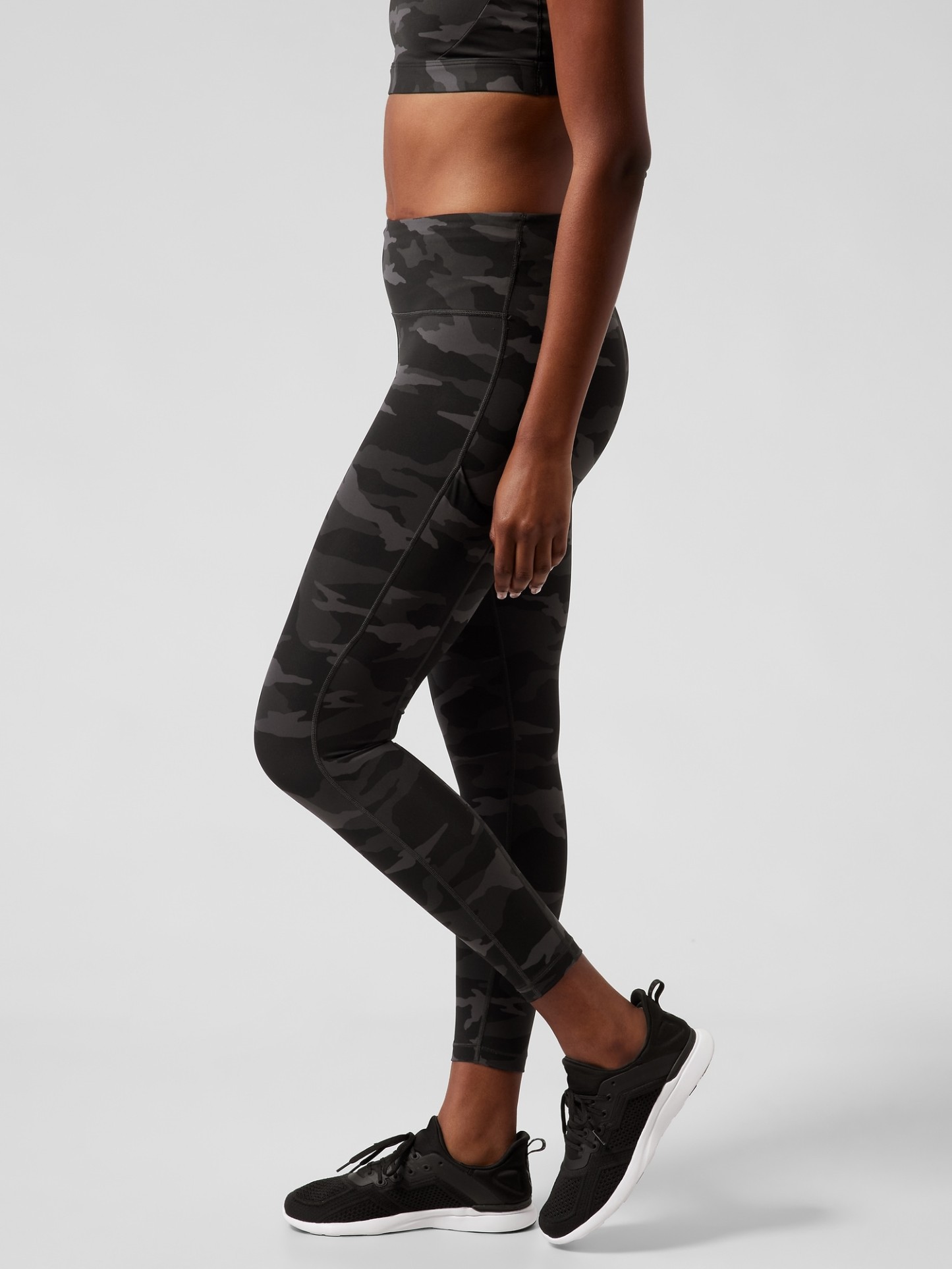 Ultimate Stash Pocket Camo 7/8 Tight