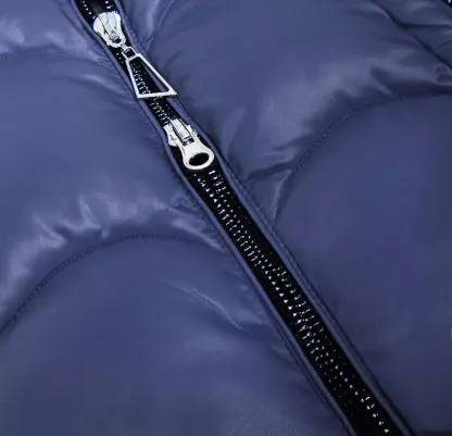 Ladies winter jacket black...