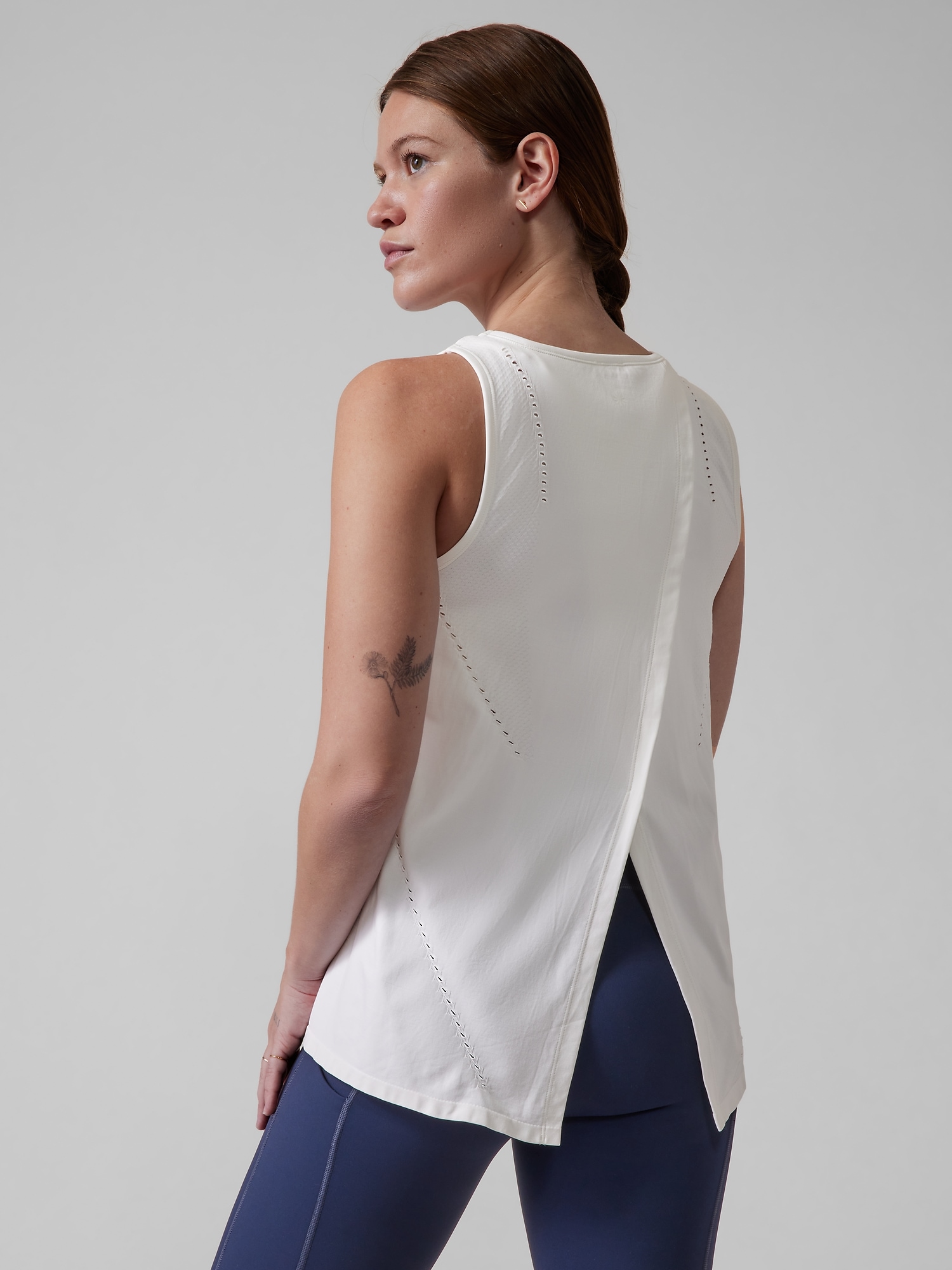 Foothill Seamless Tank