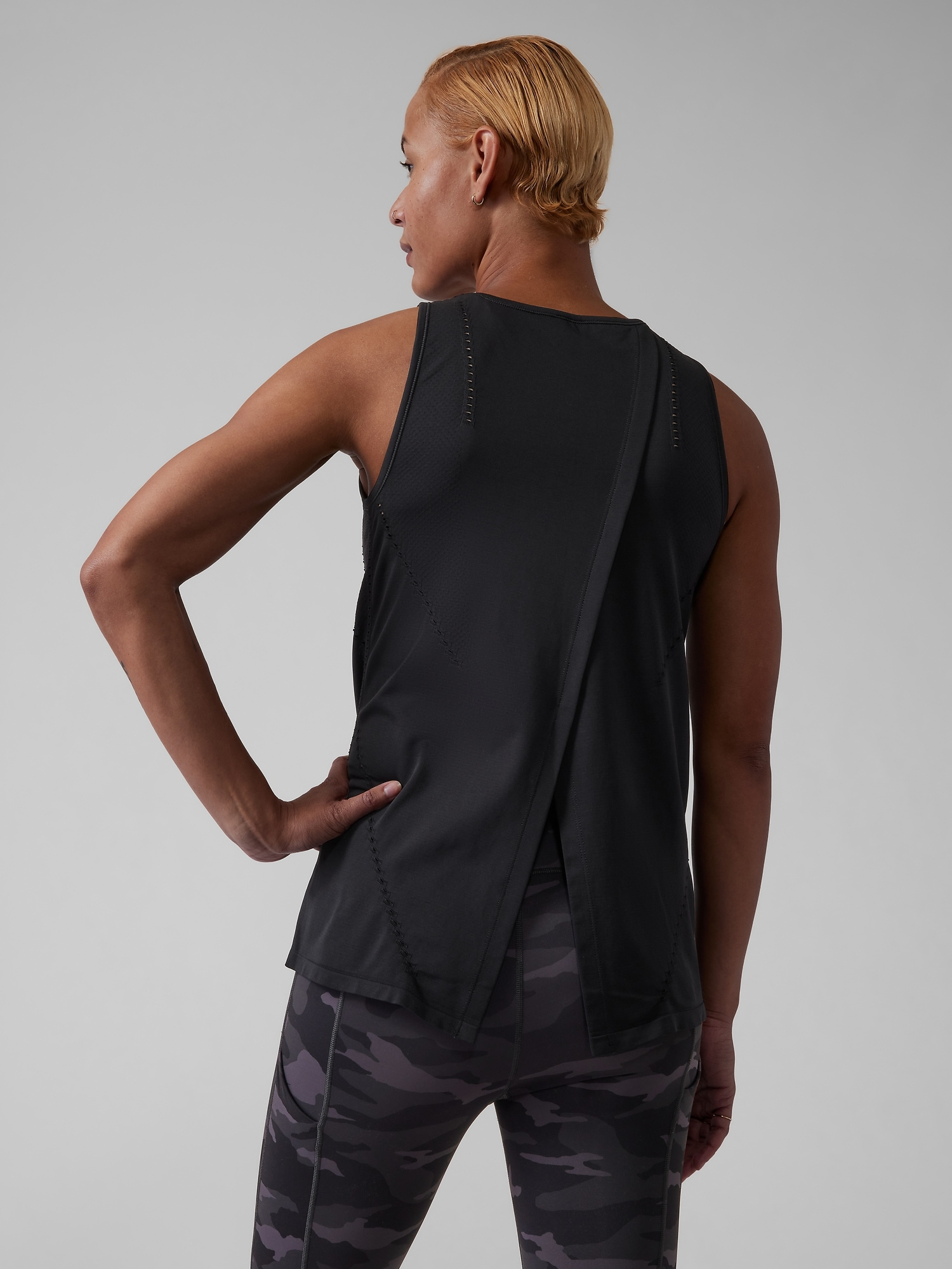 Foothill Seamless Tank
