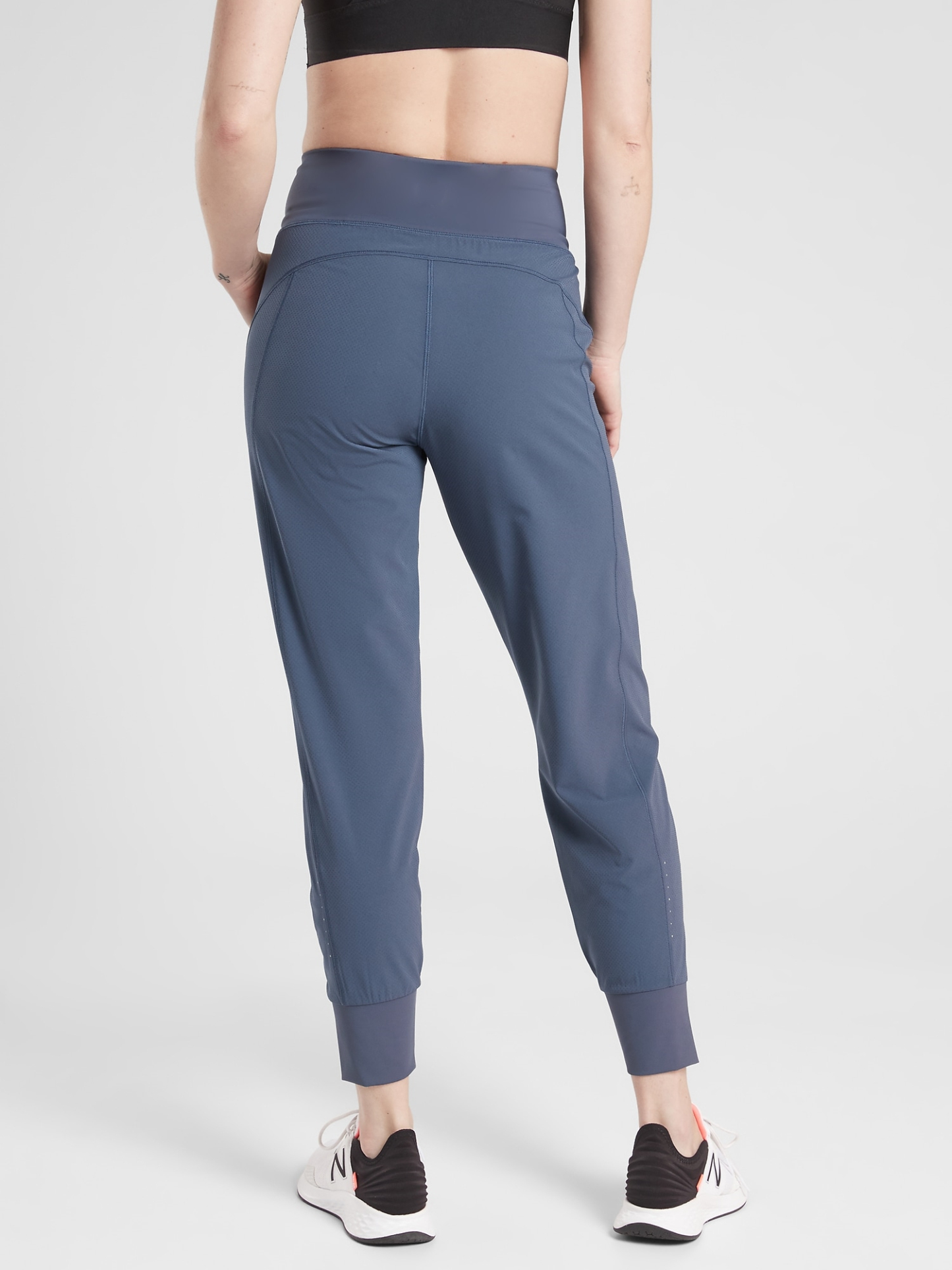 Distance Jogger in Dobby