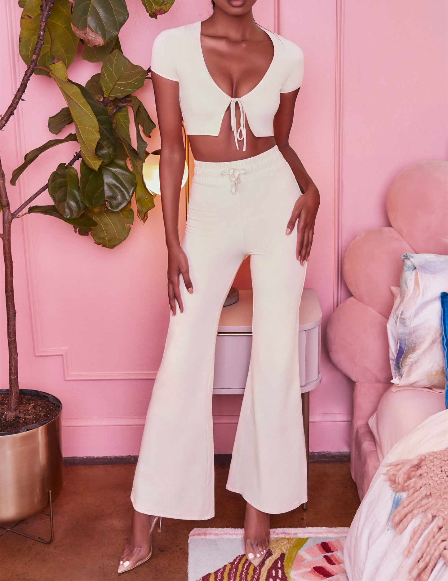 Laid Back Wide Set in Cream