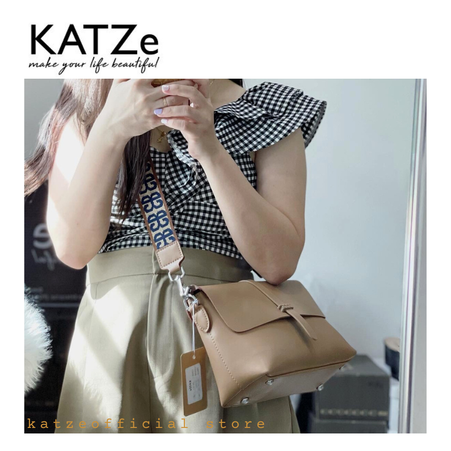 9945 Premium Soft Leather Wide Straps Ladies Bag