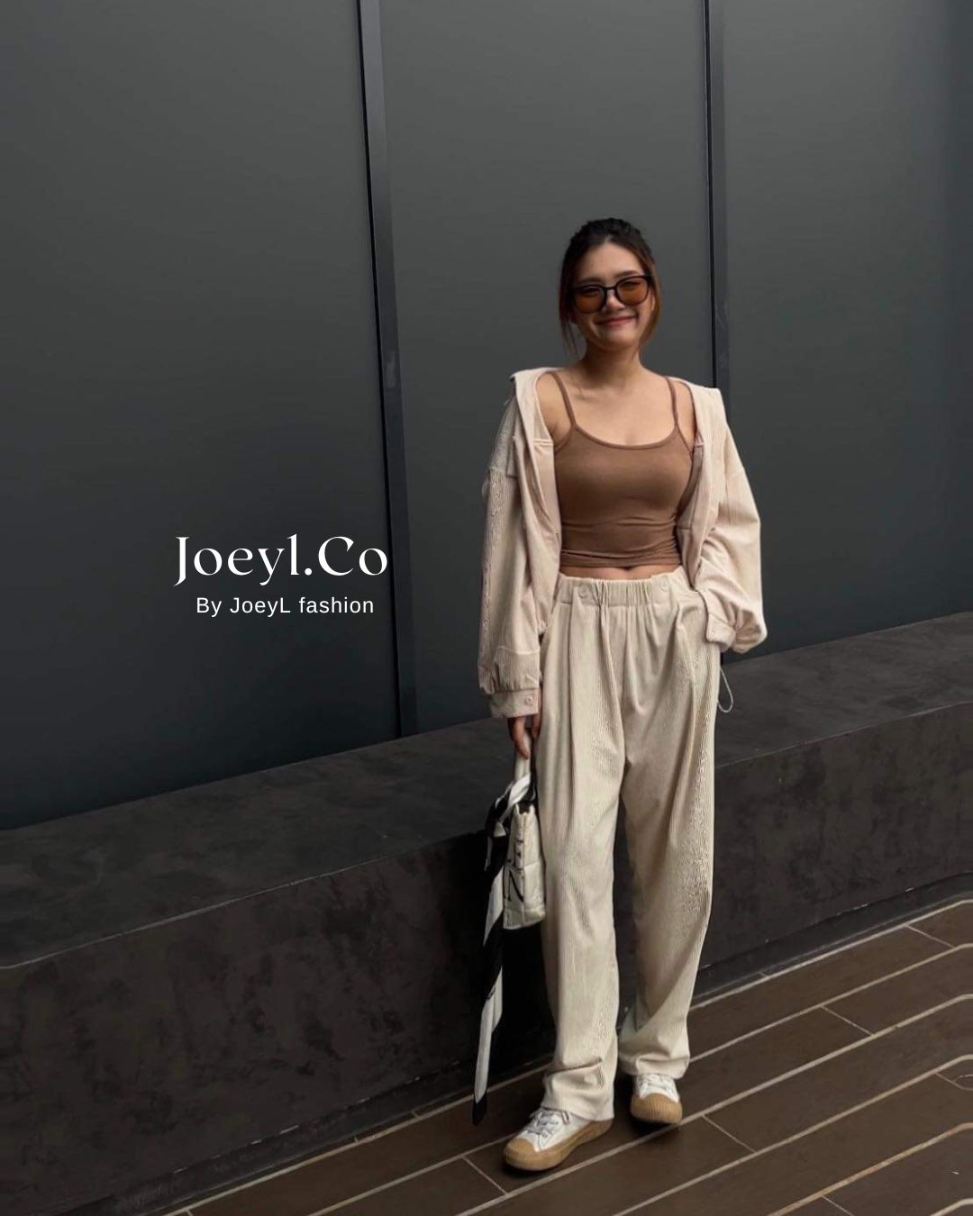 Joeyl.co- Ladies velvet pocket top blouse