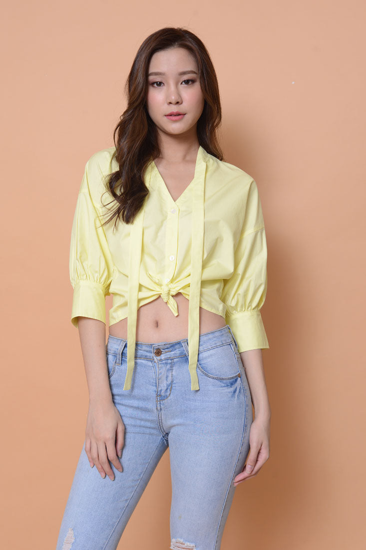 Collection-Puff sleeve cotton top in yellow