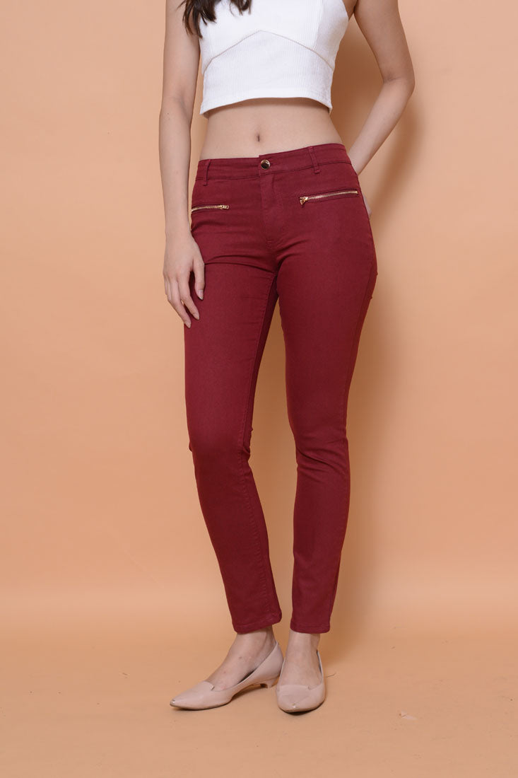 Collection-Stretchable cotton jeans in maroon