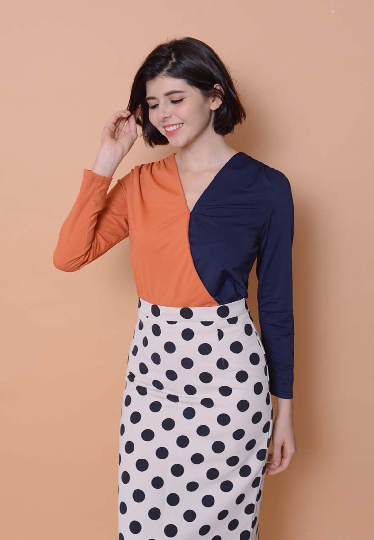 Casual – Two Tone Top in Navy