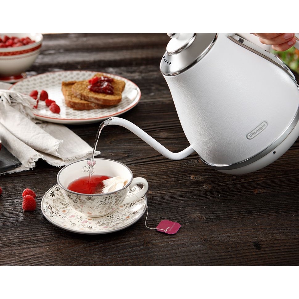 Delonghi Icona Café Gooseneck Kettle  Kettles KBOE2030.W