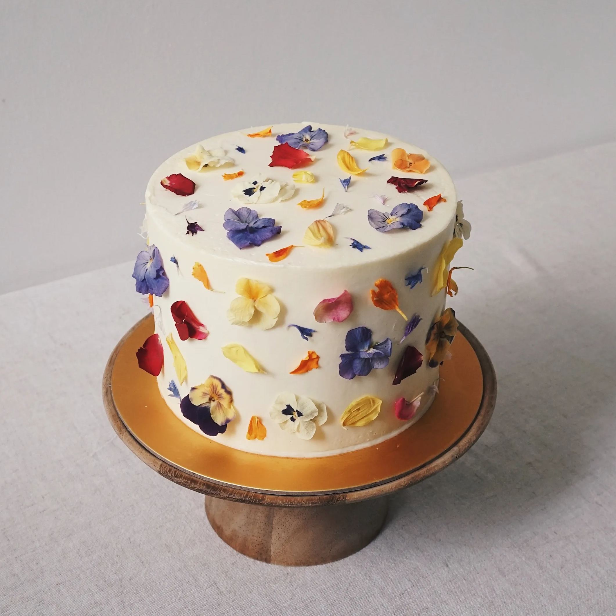 [3 DAYS ADVANCE NOTICE] Flowerfetti Cake