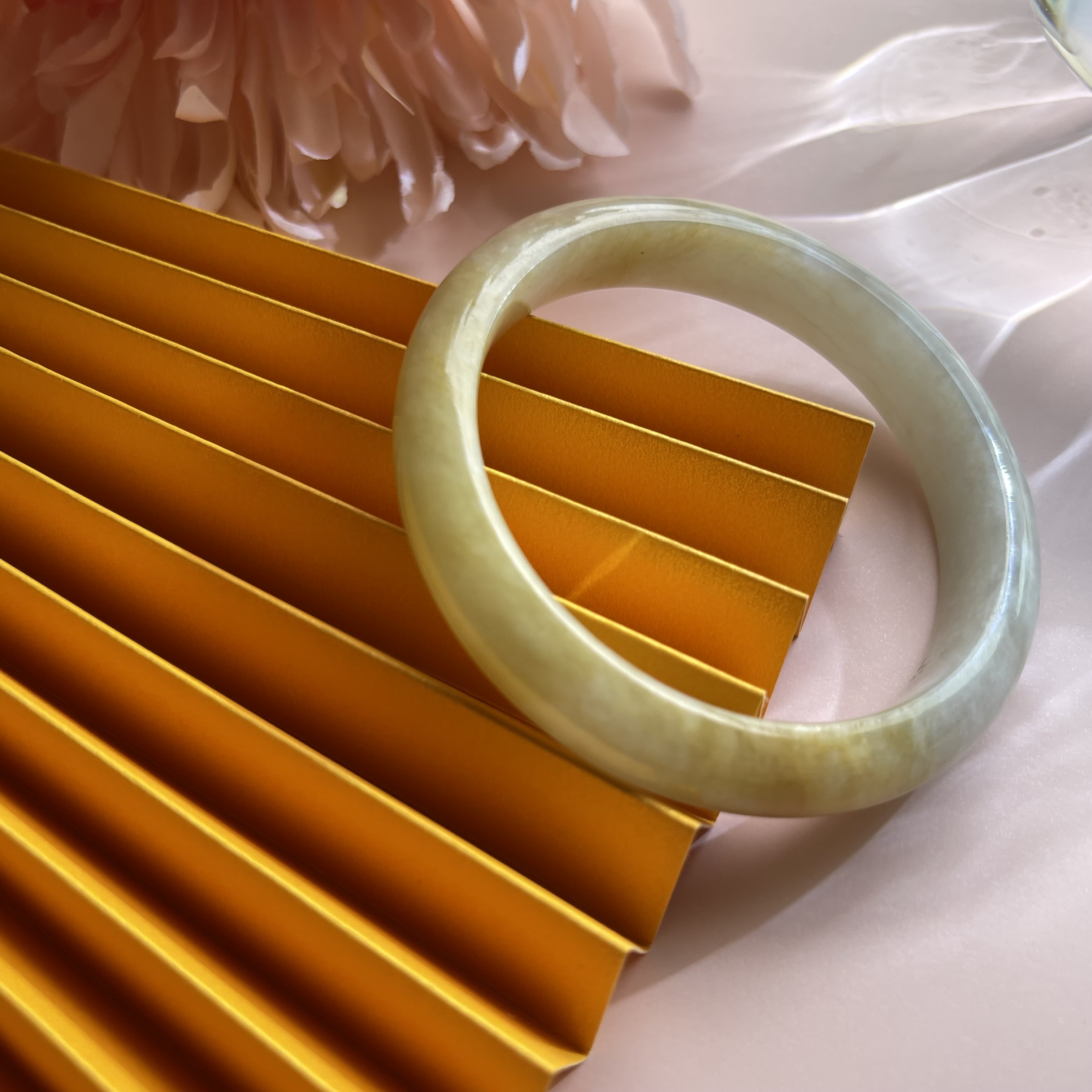 Lemonade Jadeite Bangle (PJA00105)