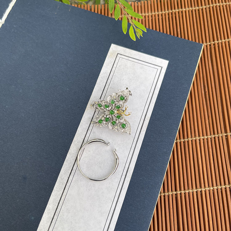 18k White Gold Green Pendant/ Ring/ Brooch and Bracelet Butterfly (PJA00064)