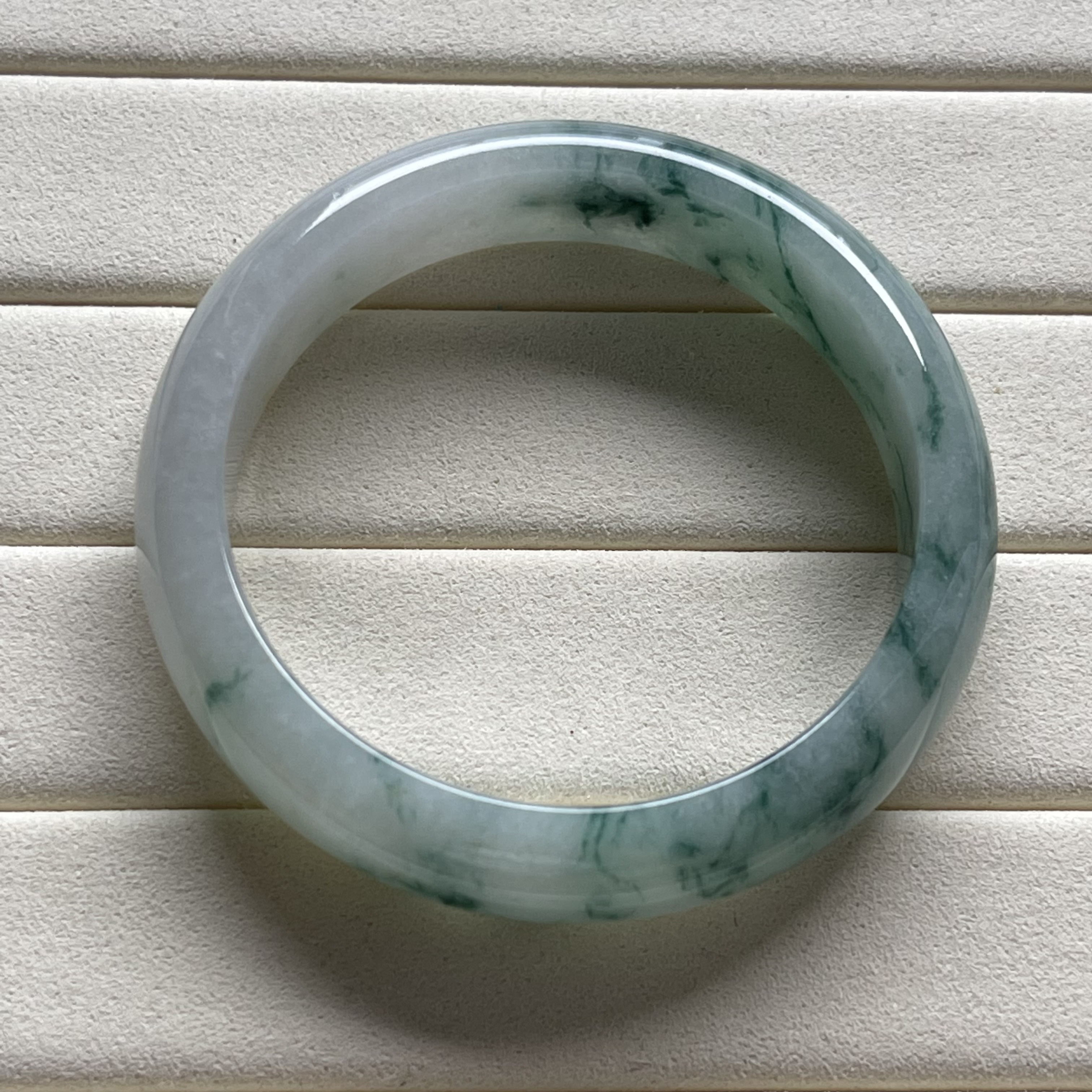 Green Floating Flowers Jadeite Bangle (PJA00077)