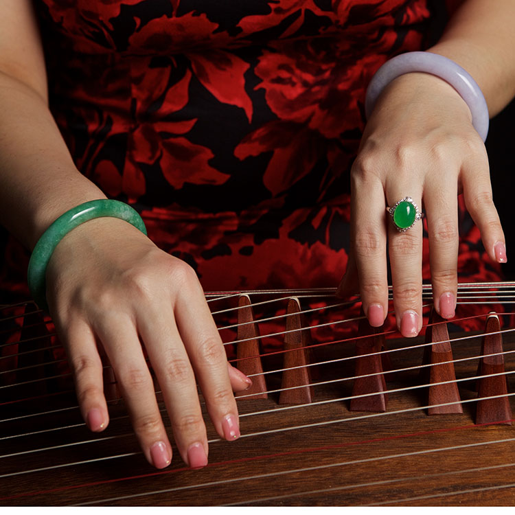 Vibrant Green Jadeite Ring (PJA00046)