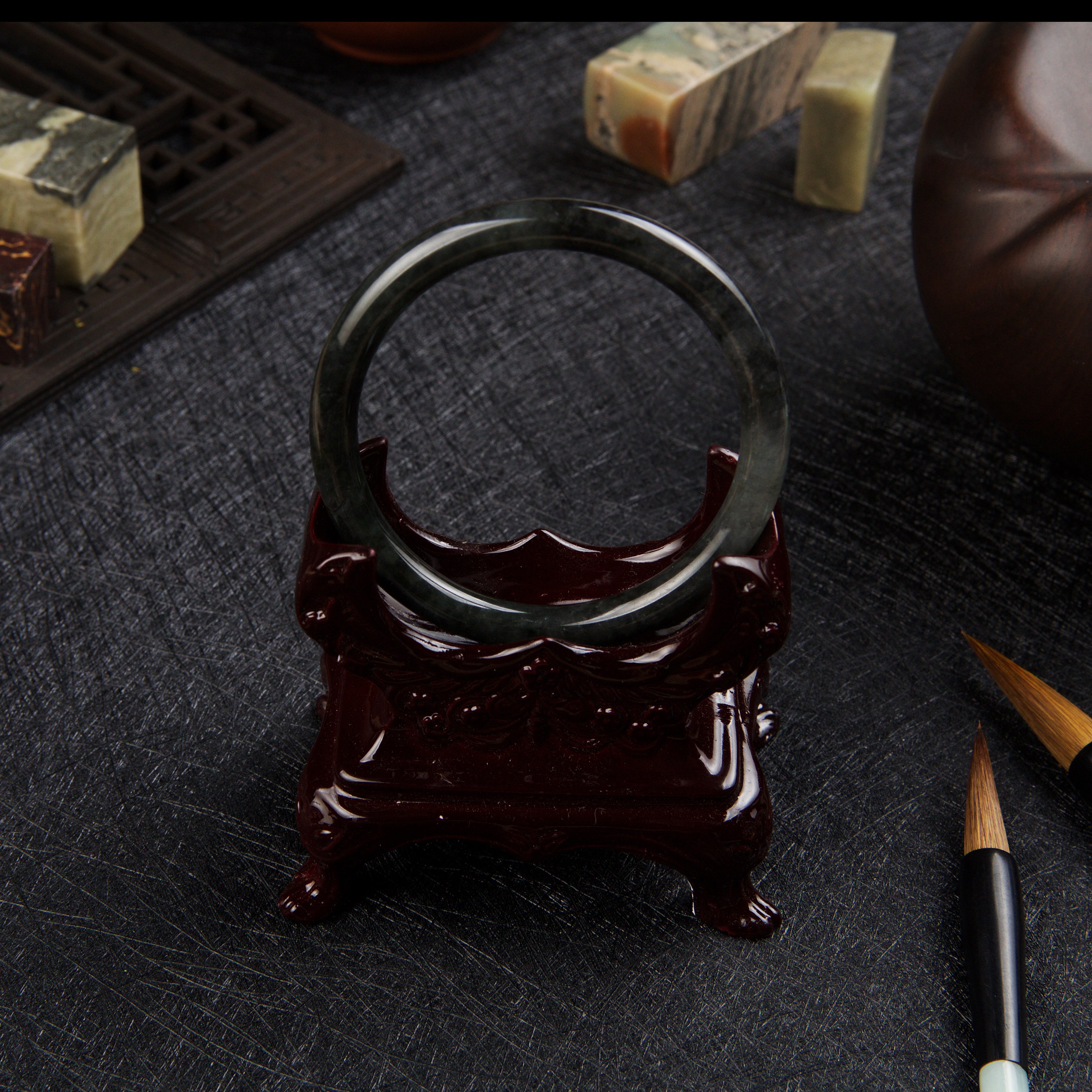 Round Jade Bangle (PJA00073)