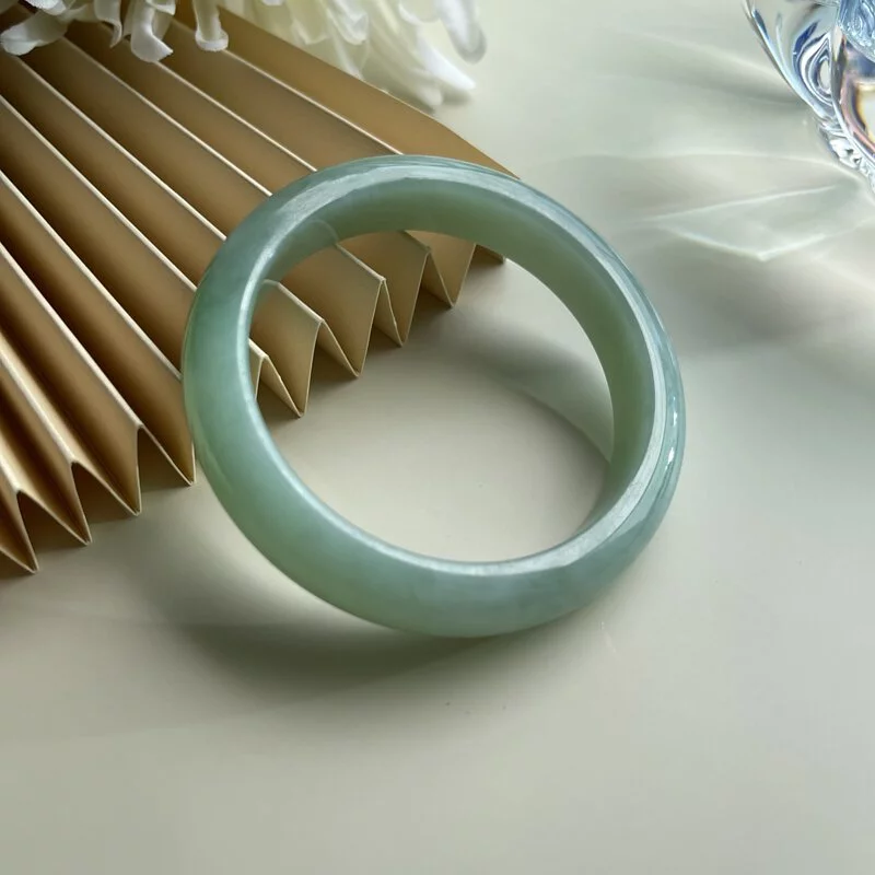 Light Green Jadeite Bangle (PJA00111)