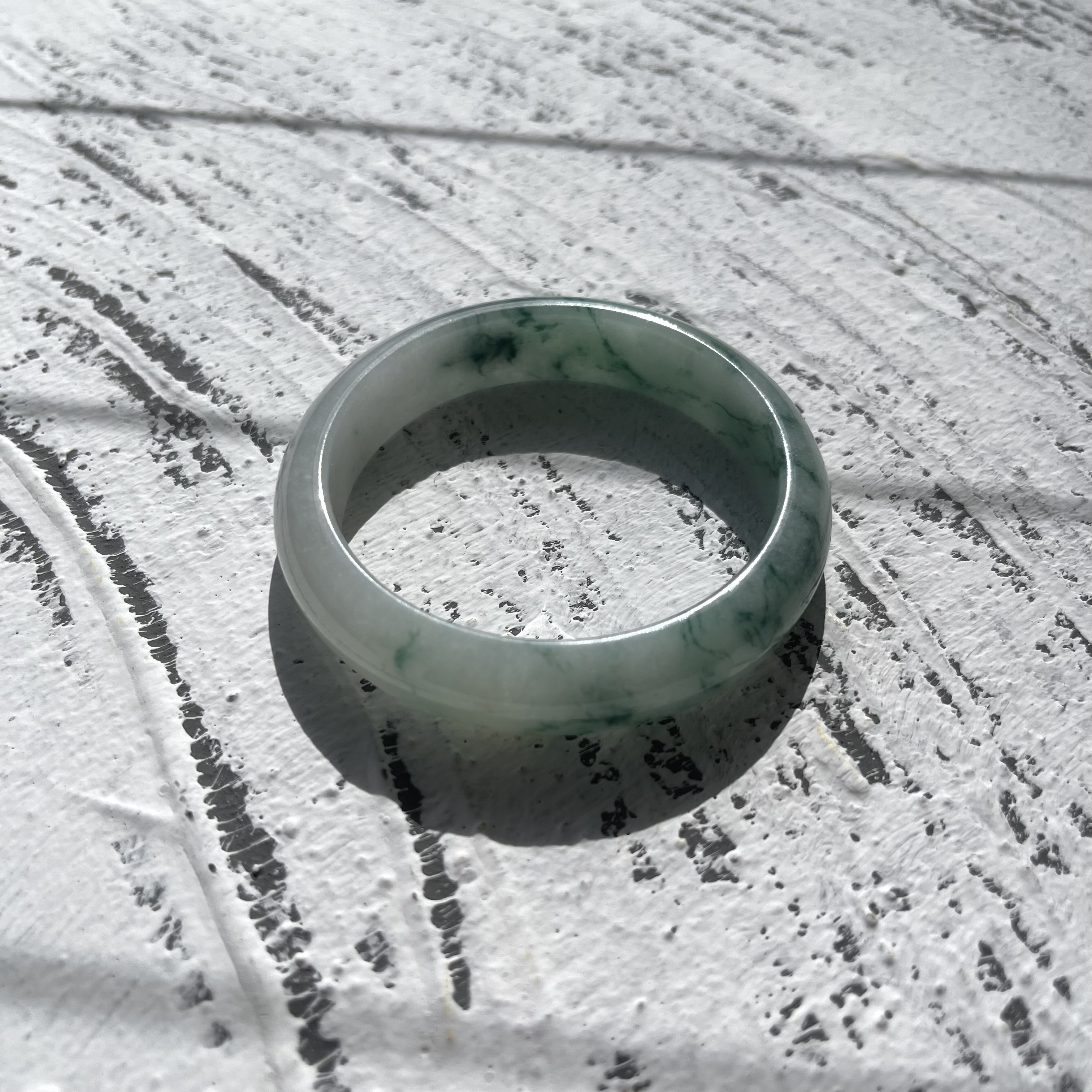 Green Floating Flowers Jadeite Bangle (PJA00077)