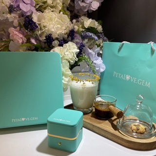 18K Gold Akoya Necklace and Earrings (PPE00013)