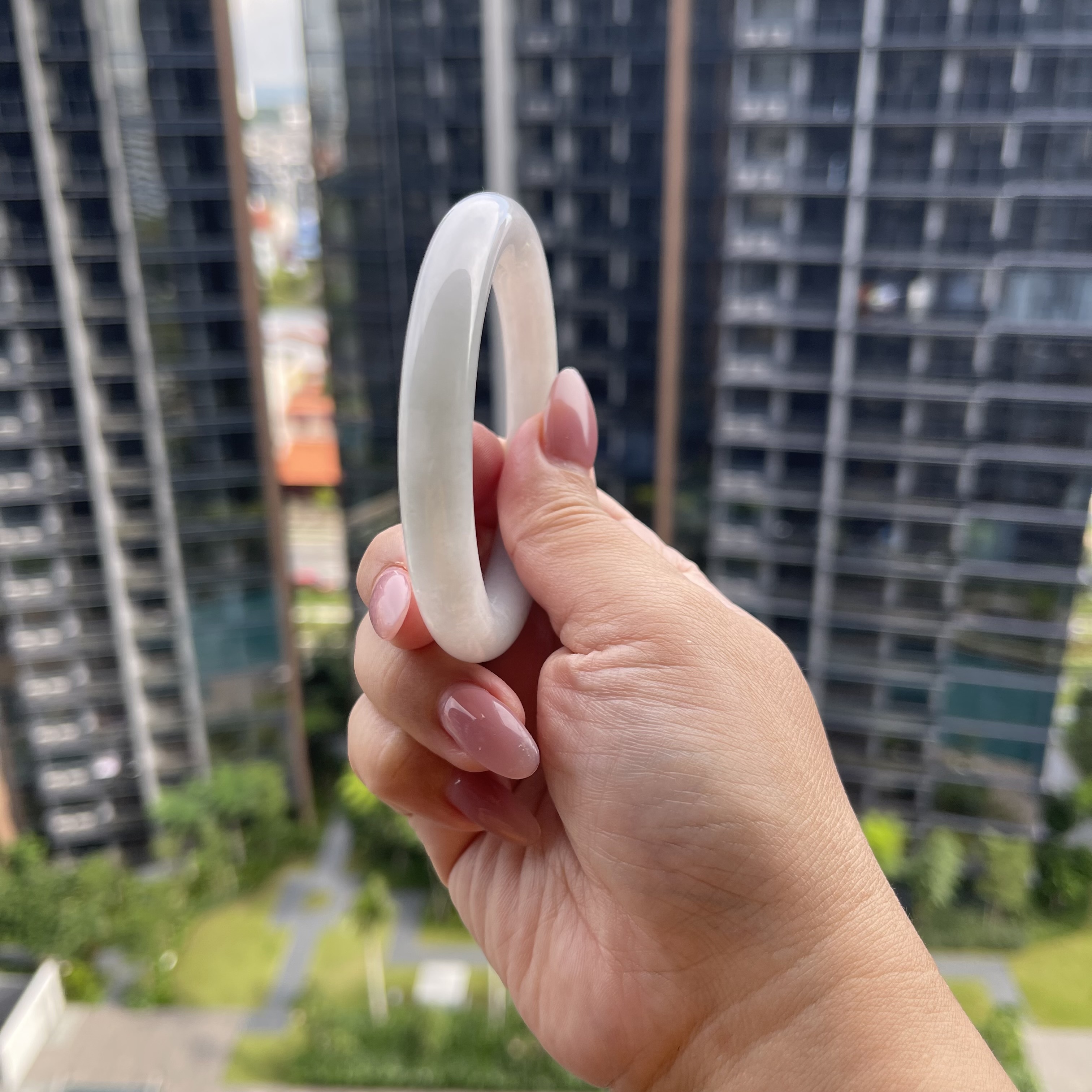 Faint Green with Faint Lavender Jadeite Bangle (PJA00075)