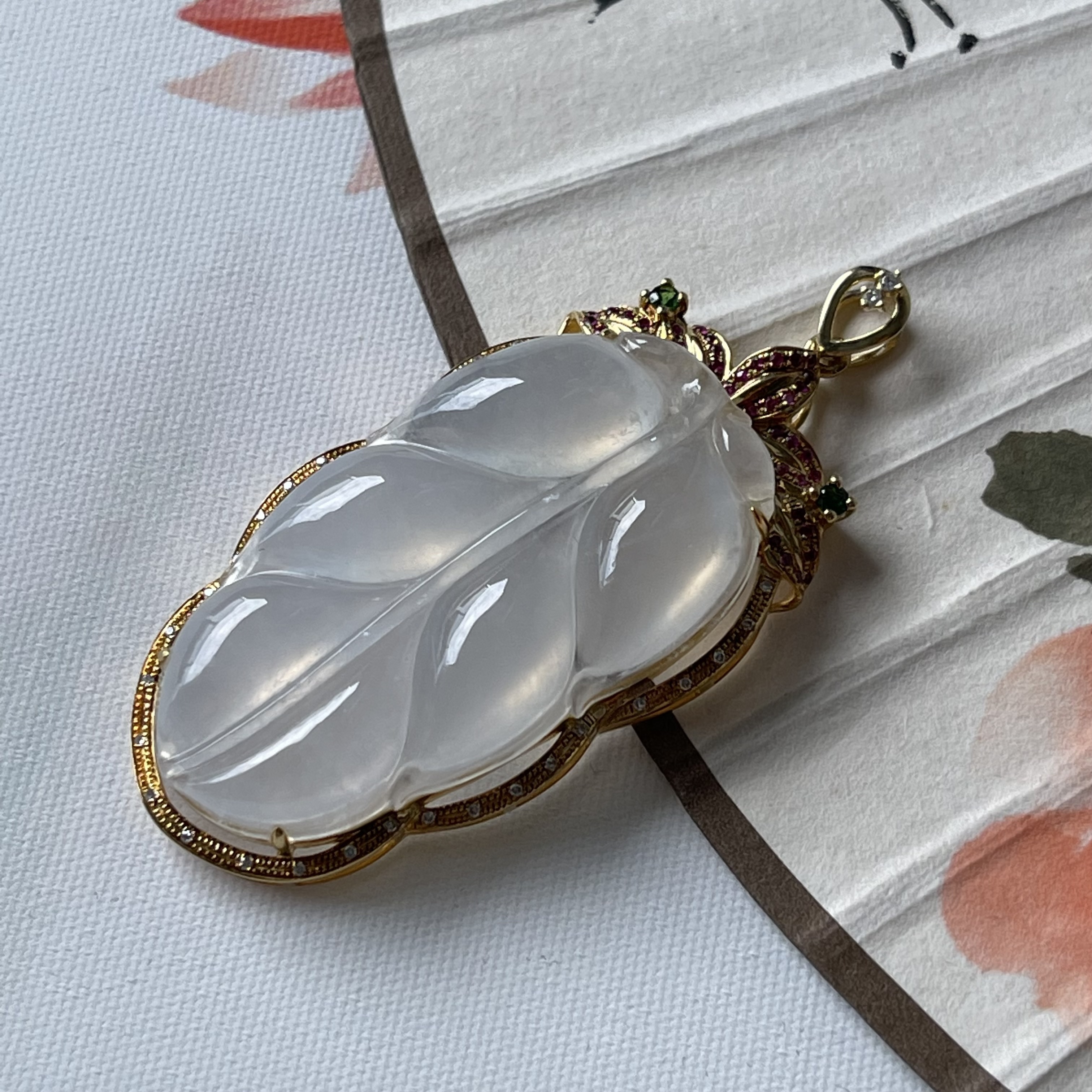 18k Gold Icy  Jadeite Leaf Pendant (PJA00022)