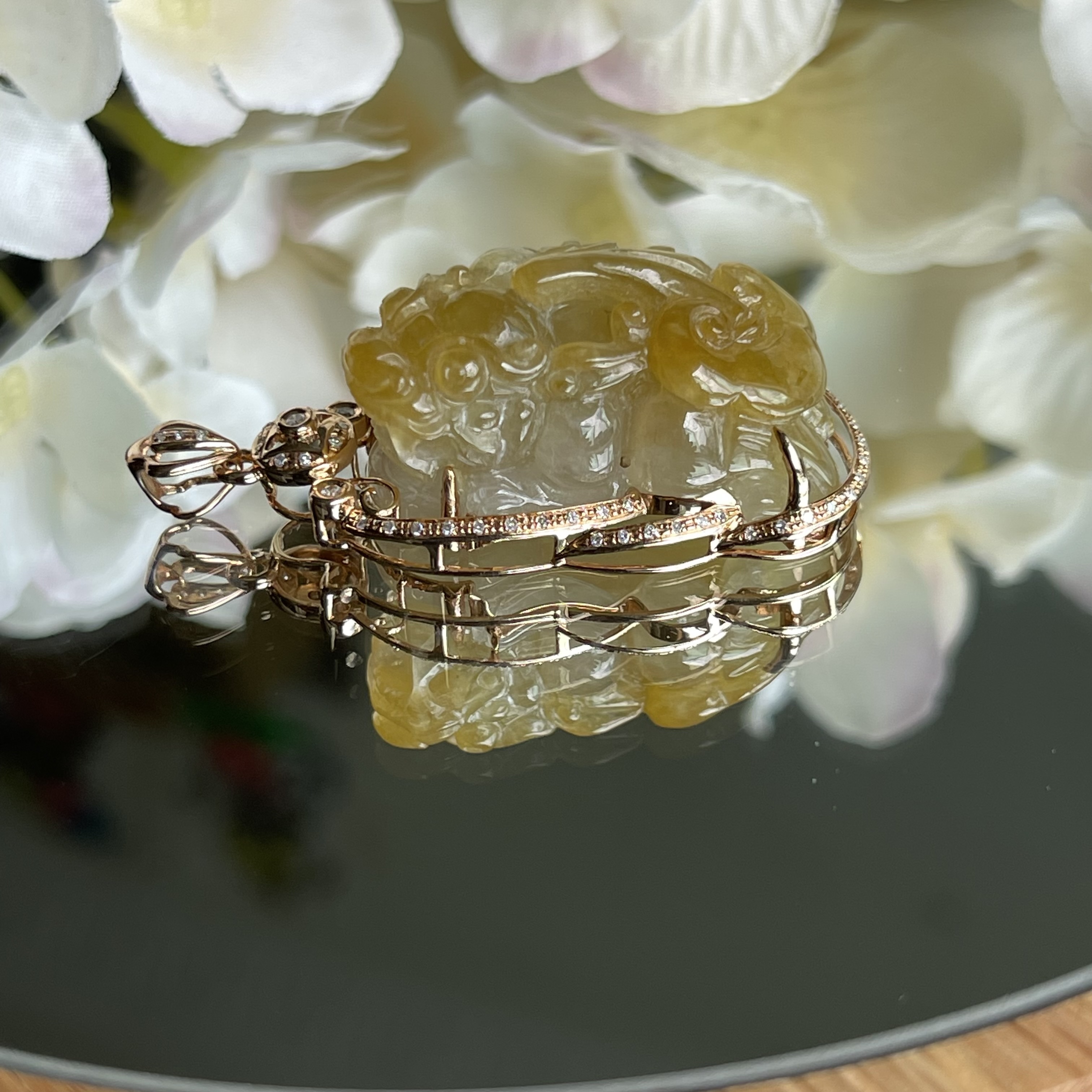 Yellow Pixiu Jadeite Pendant (PJA00121)