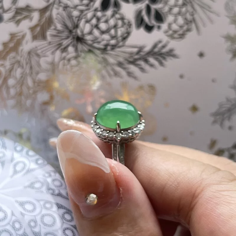 Icy Green Cabochon Ring (PJA00018)