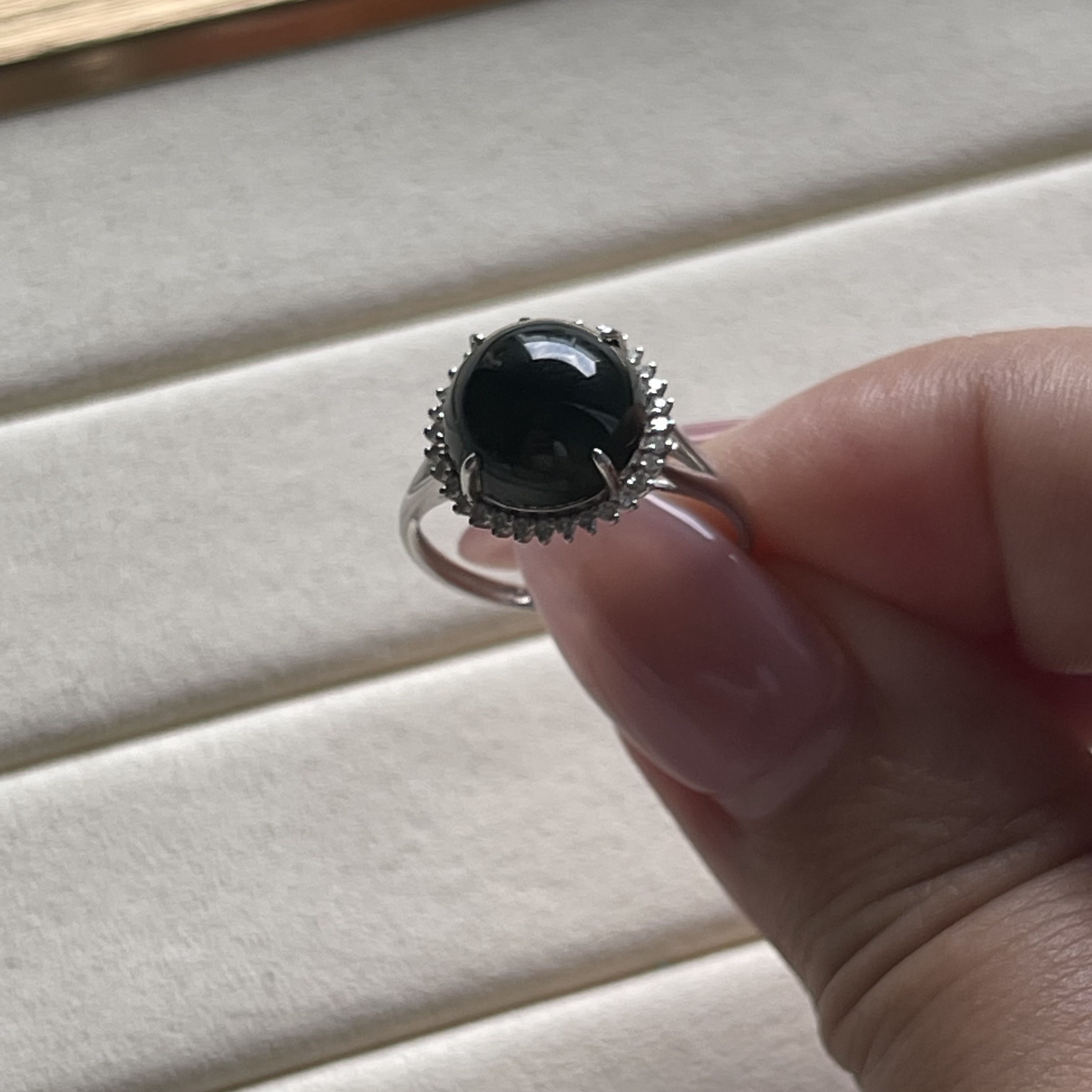 18K White Gold Omphacite Cabochon Ring (PJA00082)