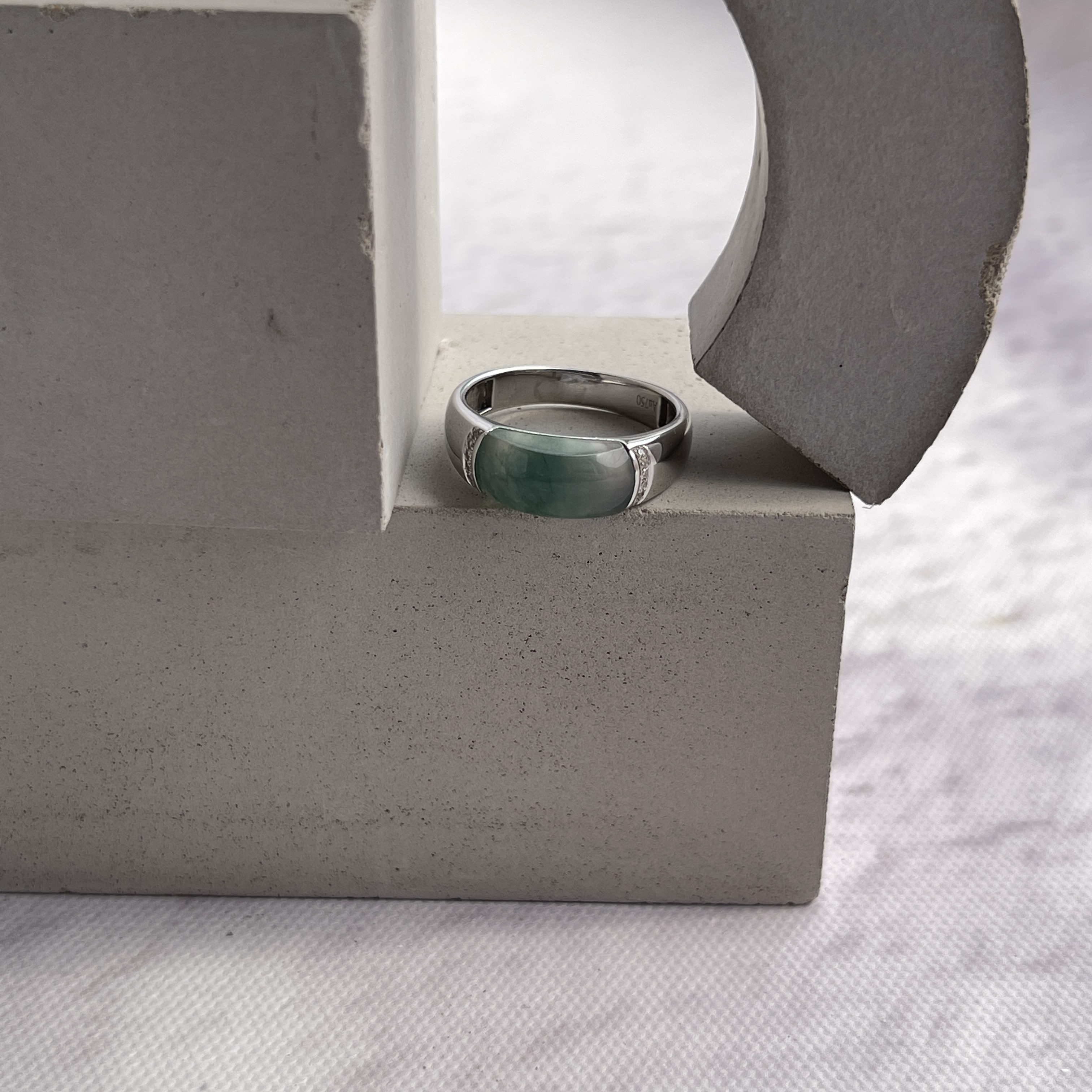 Glassy Variety Jade Saddle Ring (PJA00200) 