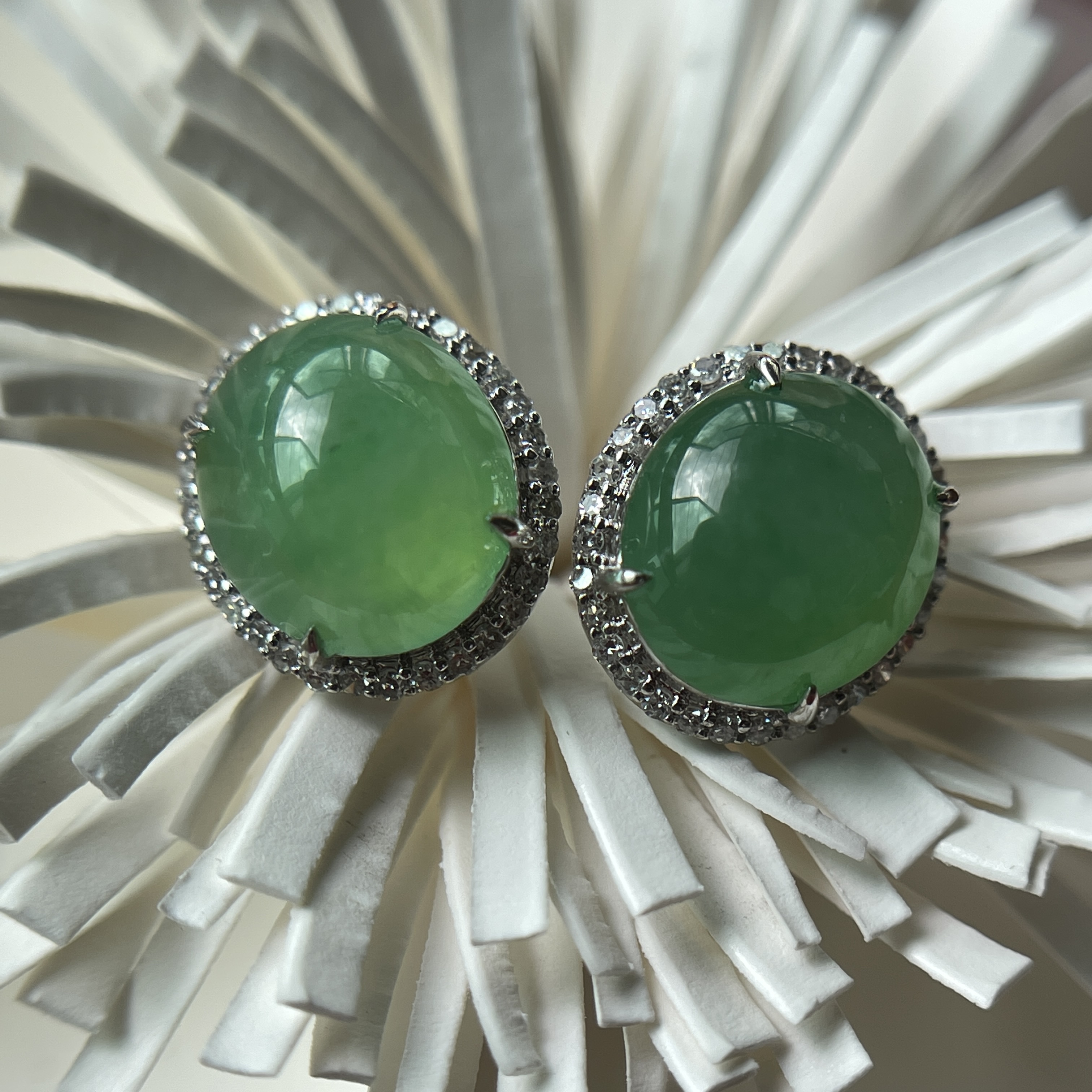 Icy Green Jade Cabochons Earrings (PJA00218)