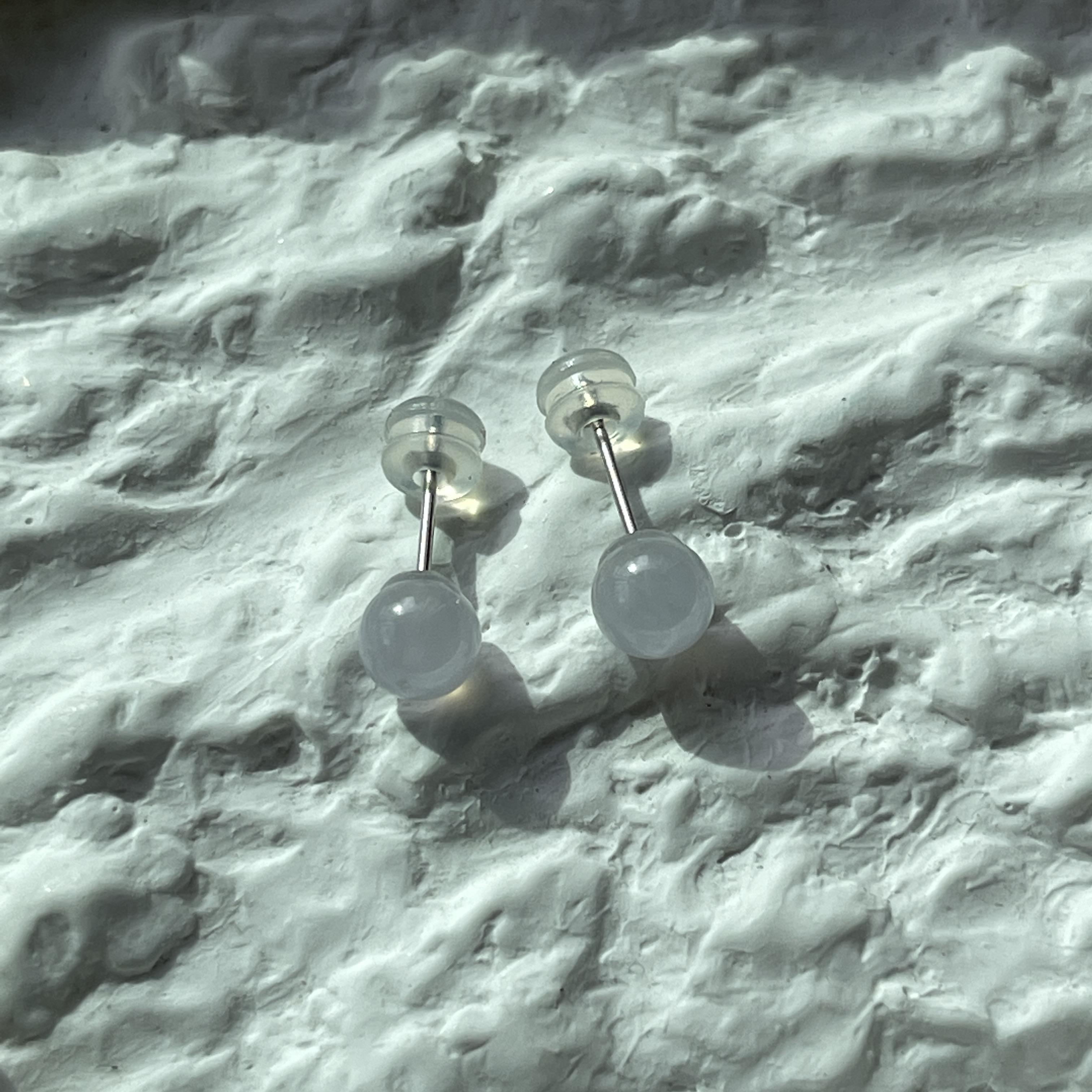 Faint Lavender Stud Earrings (PJA00145)