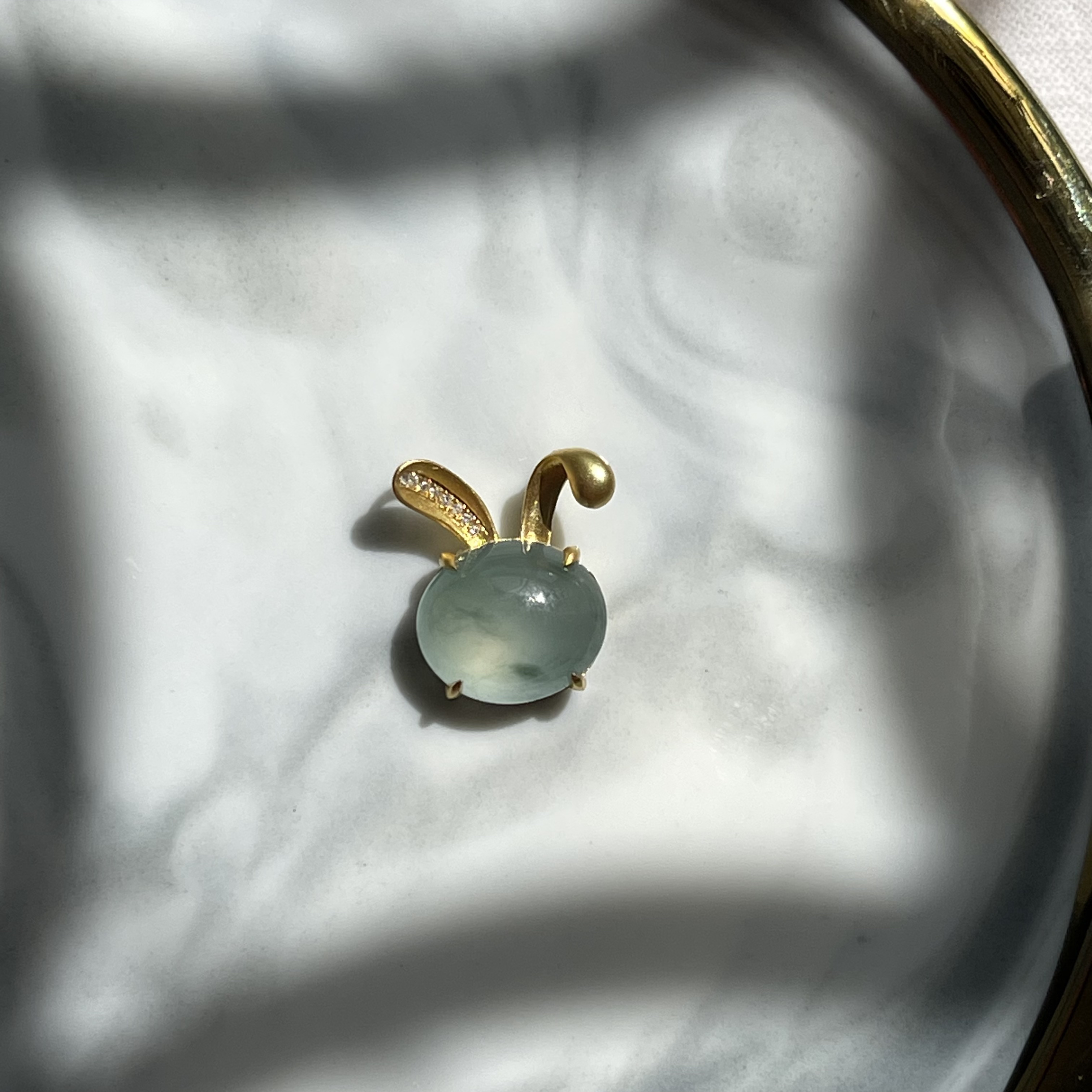 Hop Hop into Bountiful Rabbit Year Pendant (PJA00125)