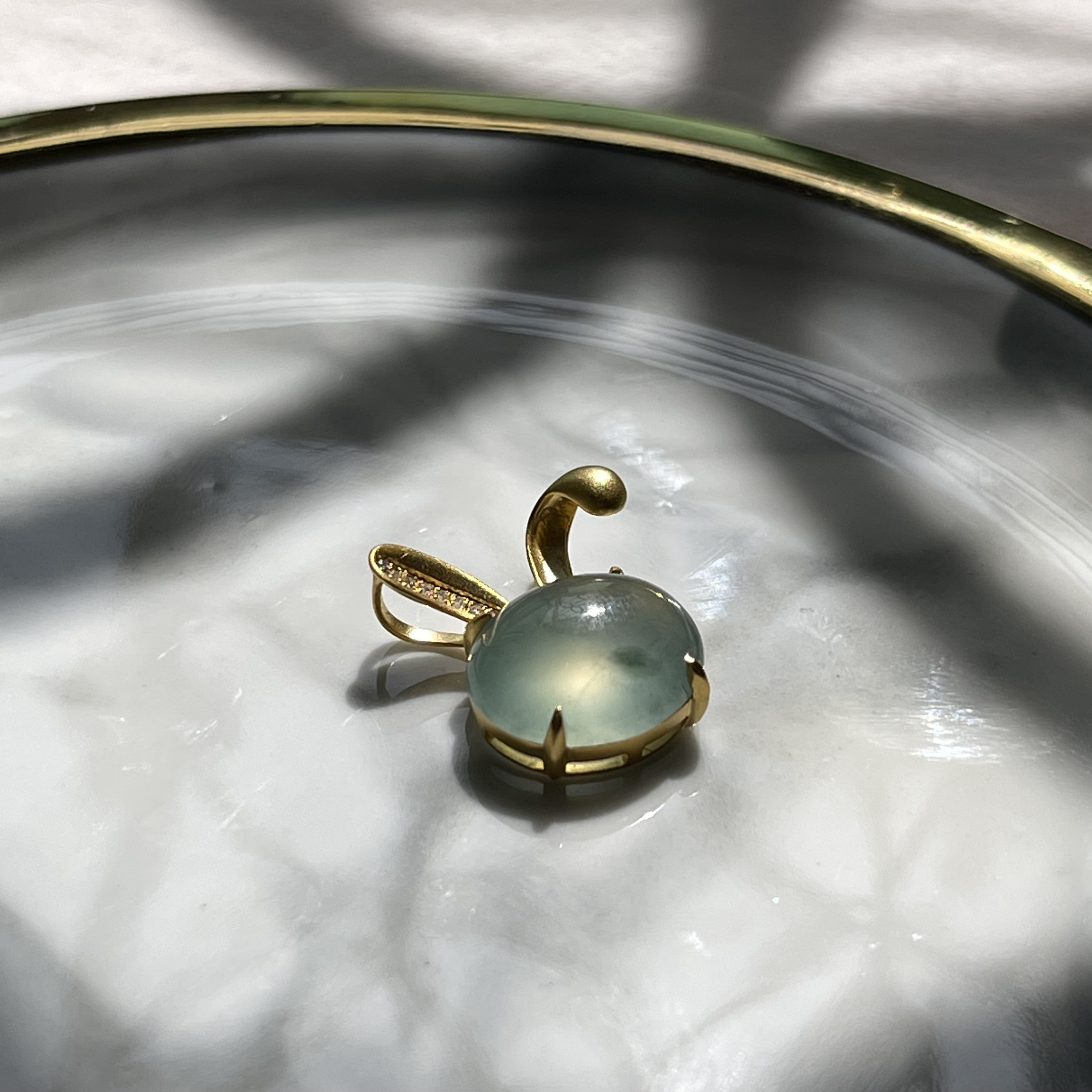 Hop Hop into Bountiful Rabbit Year Pendant (PJA00125)