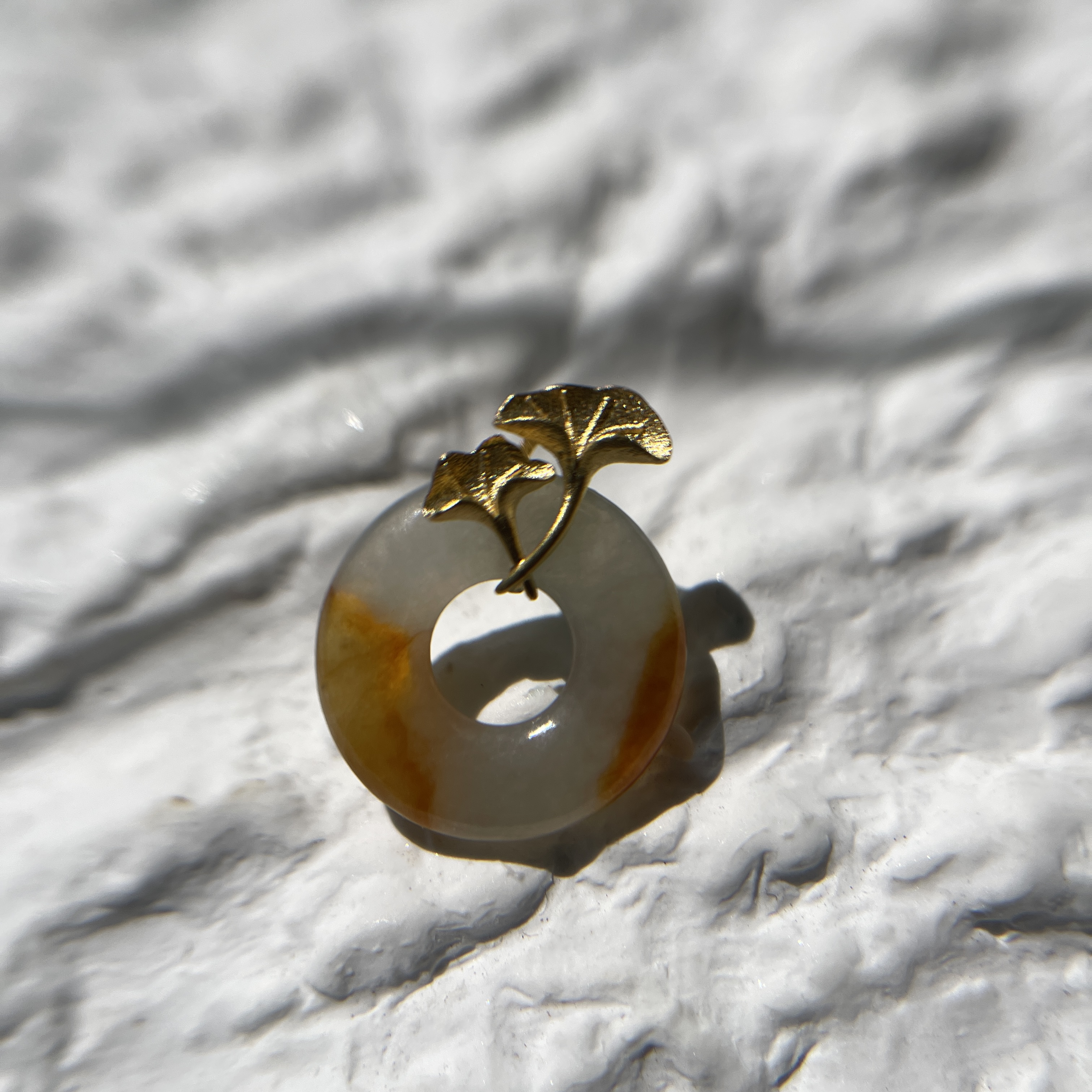 Half Orange Half Clear White Donut Pendant (PJA00151)