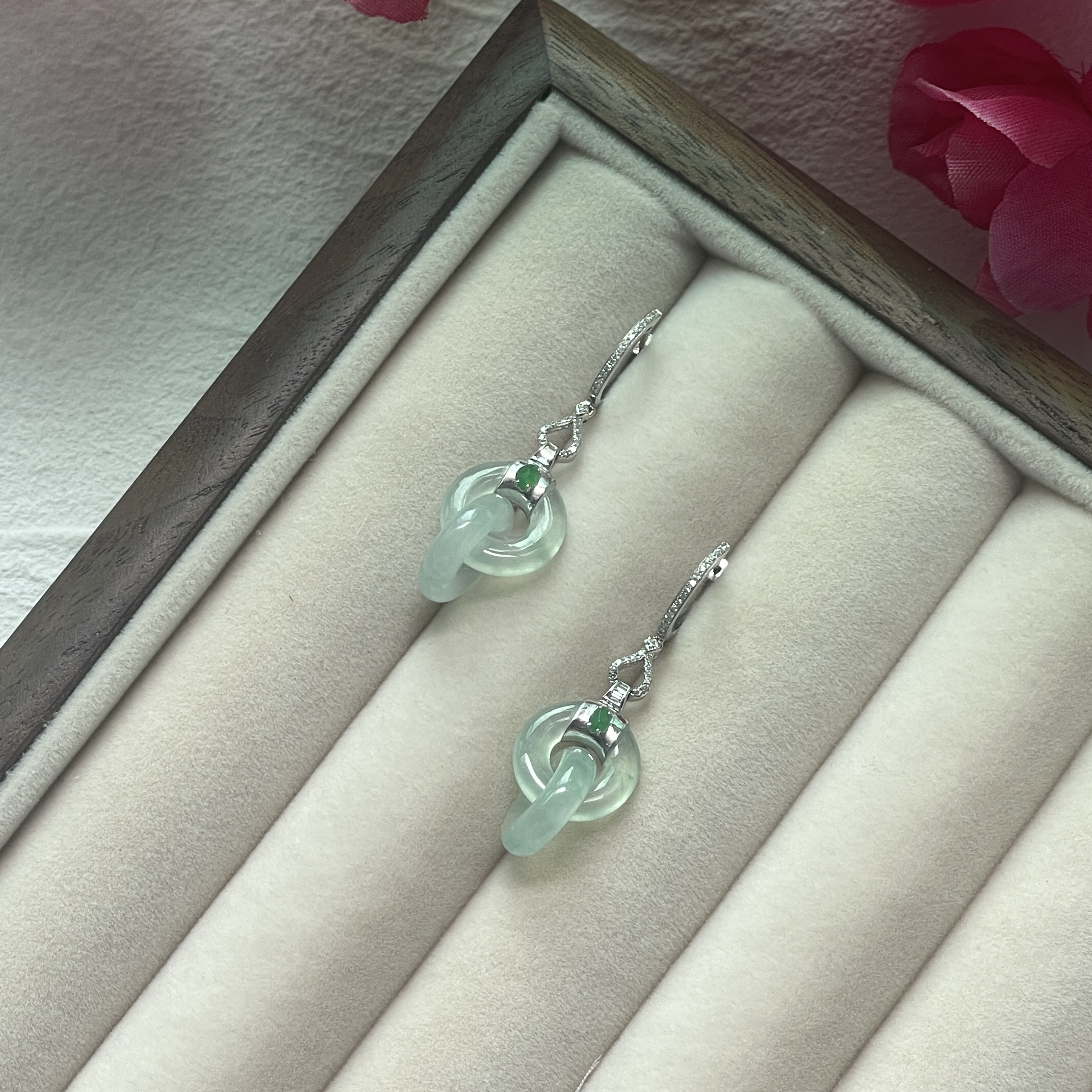 Interlocking Double Hoops Jadeite Earrings (PJA00126)