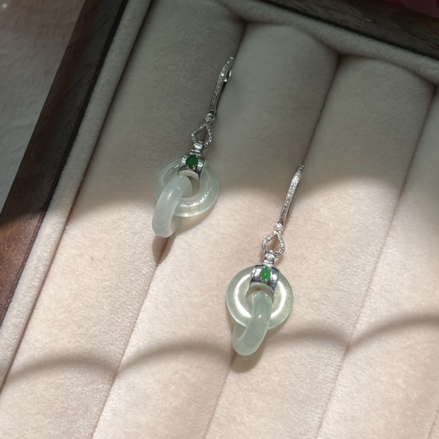 Interlocking Double Hoops Jadeite Earrings (PJA00126)