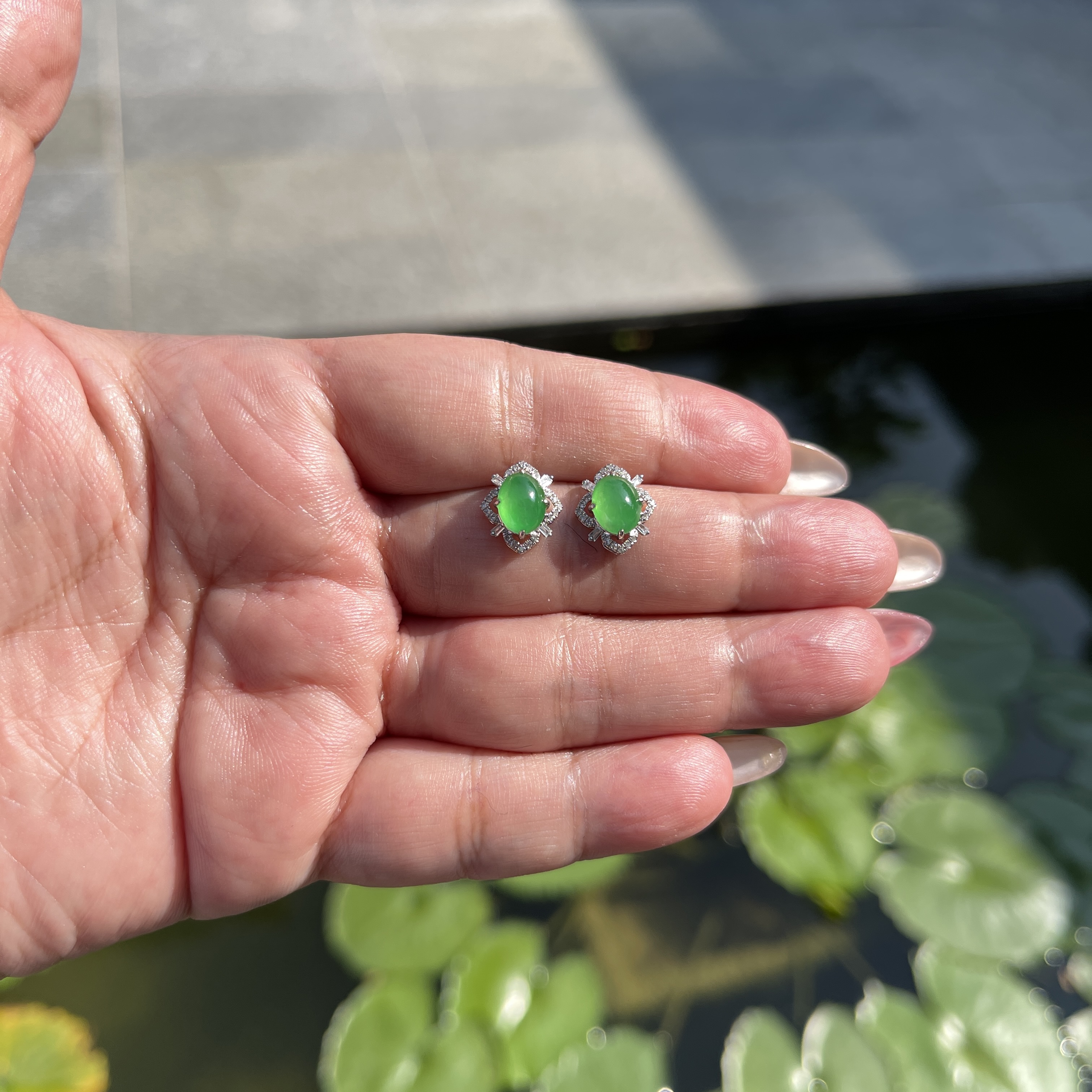 Icy Green Jade Cabochons Earrings (PJA00158)