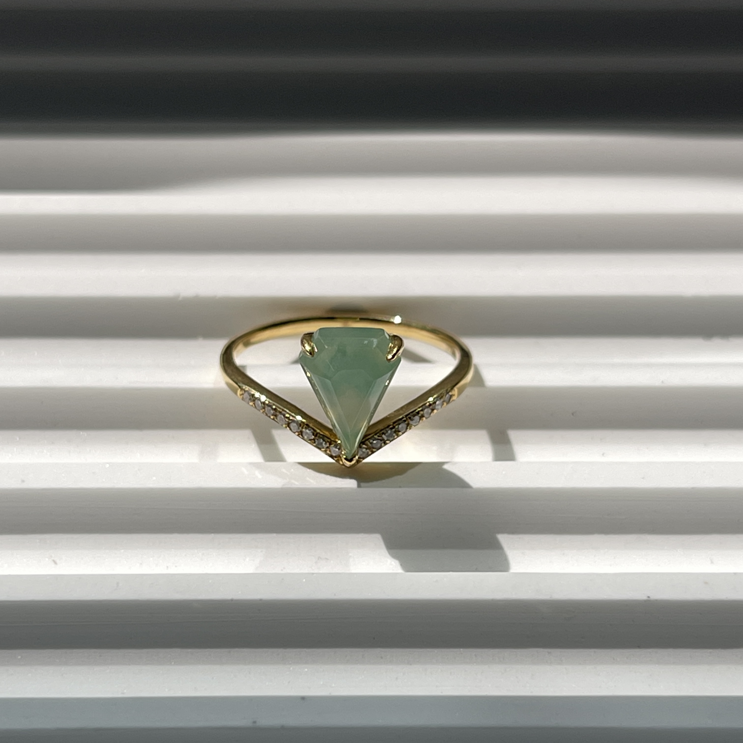 Triangle Apple Green Jade Ring (PJA00152)