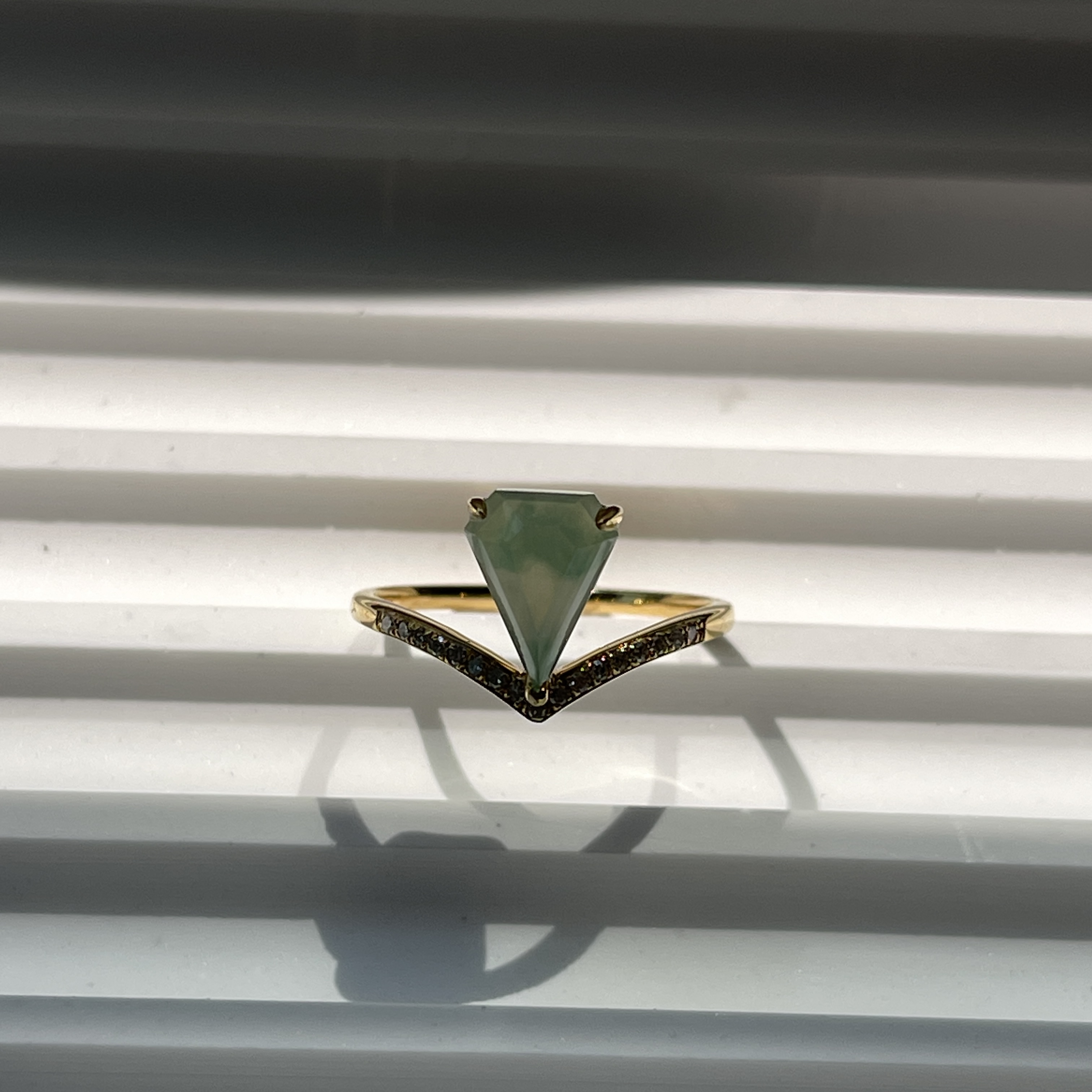 Triangle Apple Green Jade Ring (PJA00152)