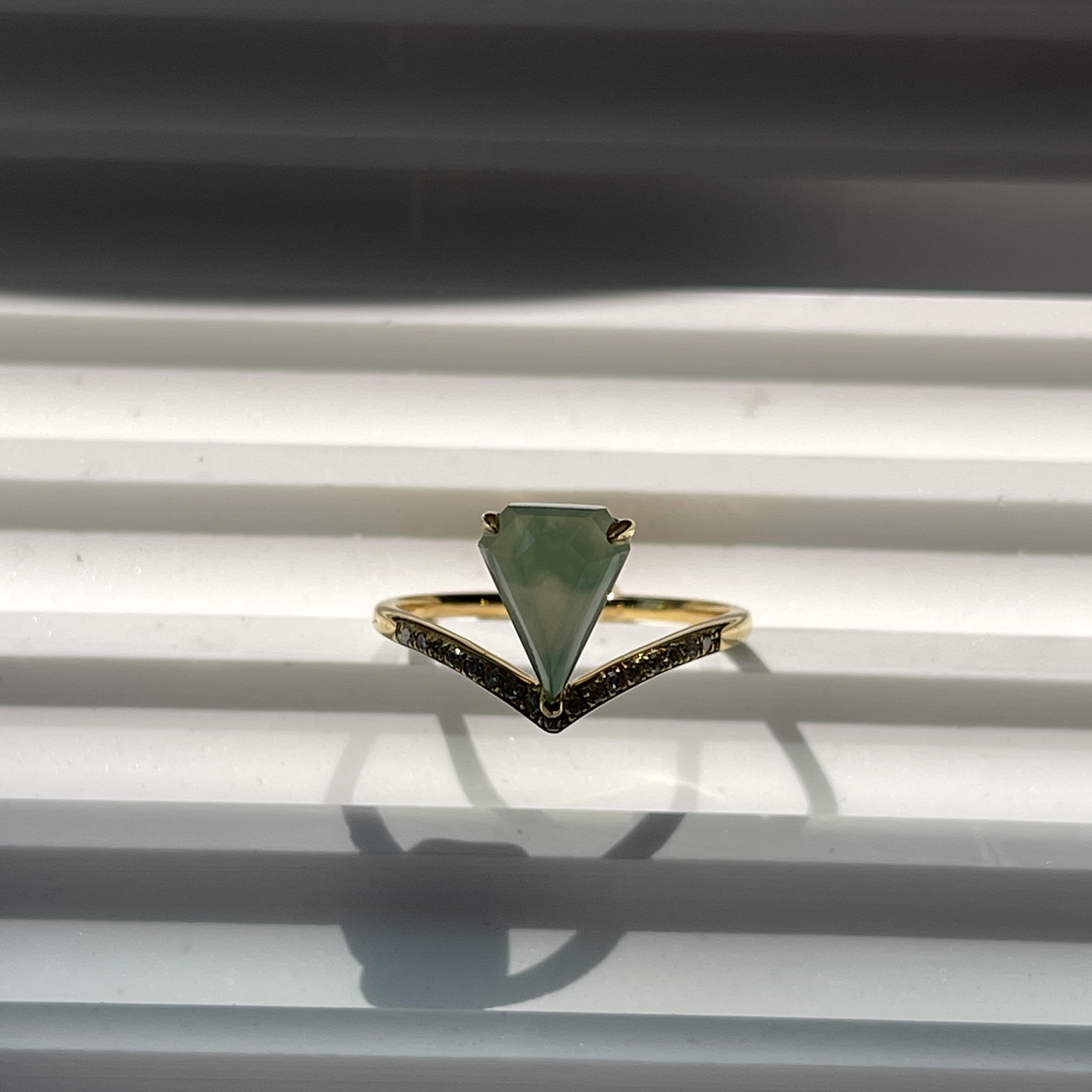 Triangle Apple Green Jade Ring (PJA00152)