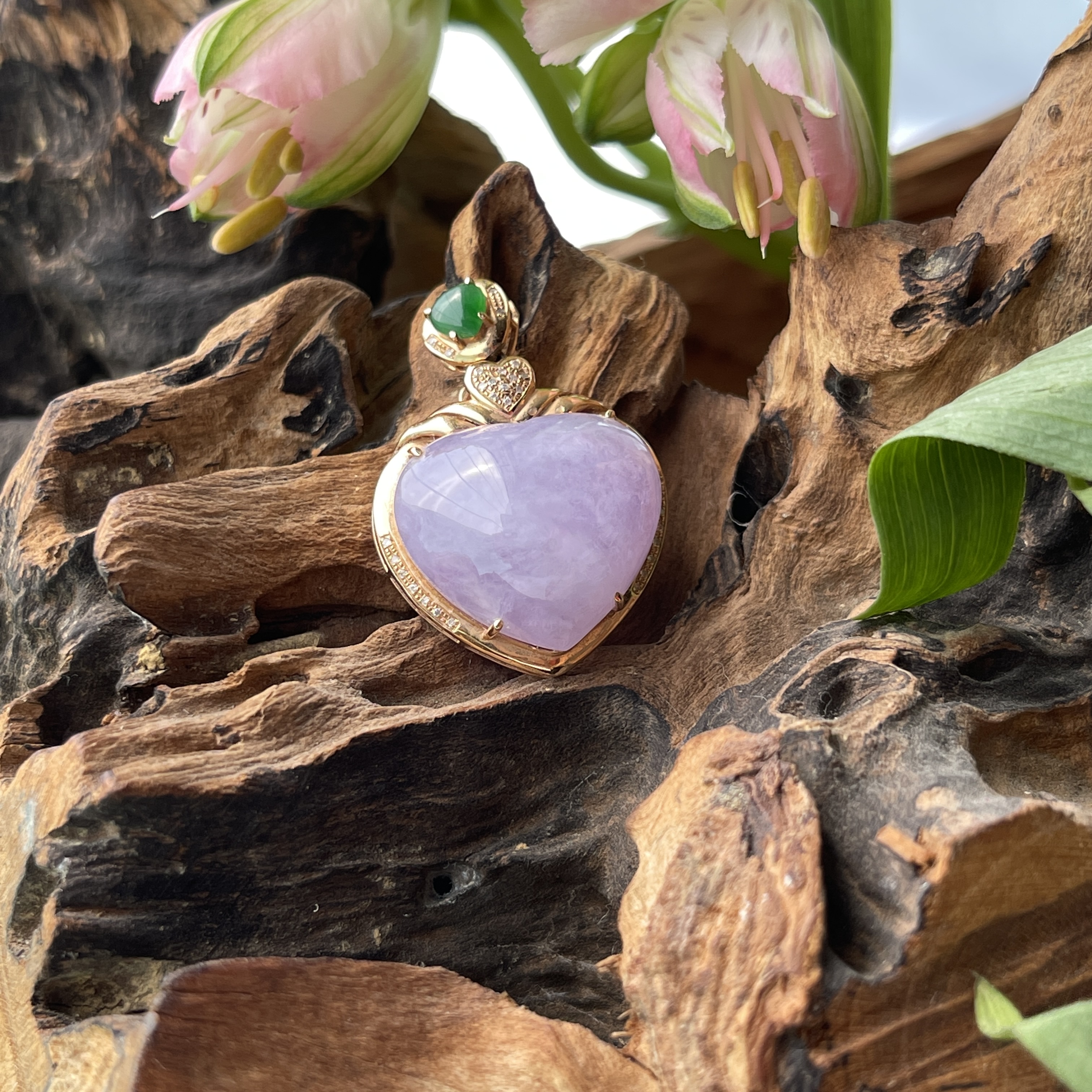 Lavender Heart Shape Cabochon Jadeite Pendant  (PJA00257)