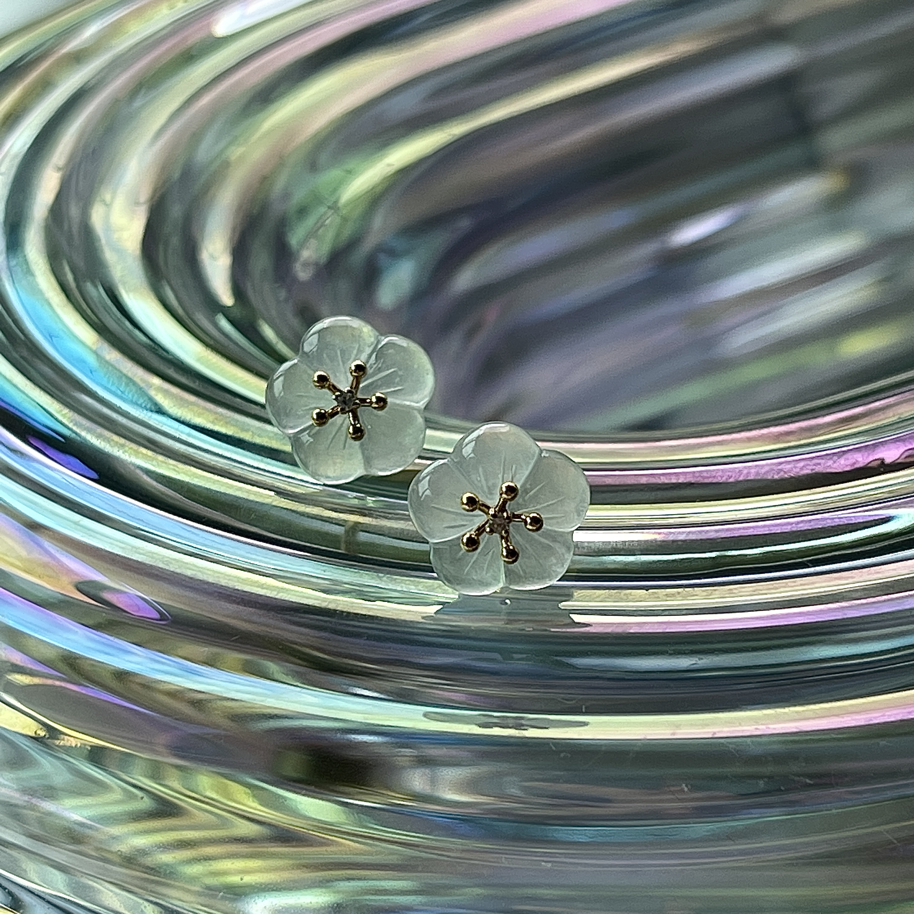 Icy Colorless Flower Studs (PJA00131)