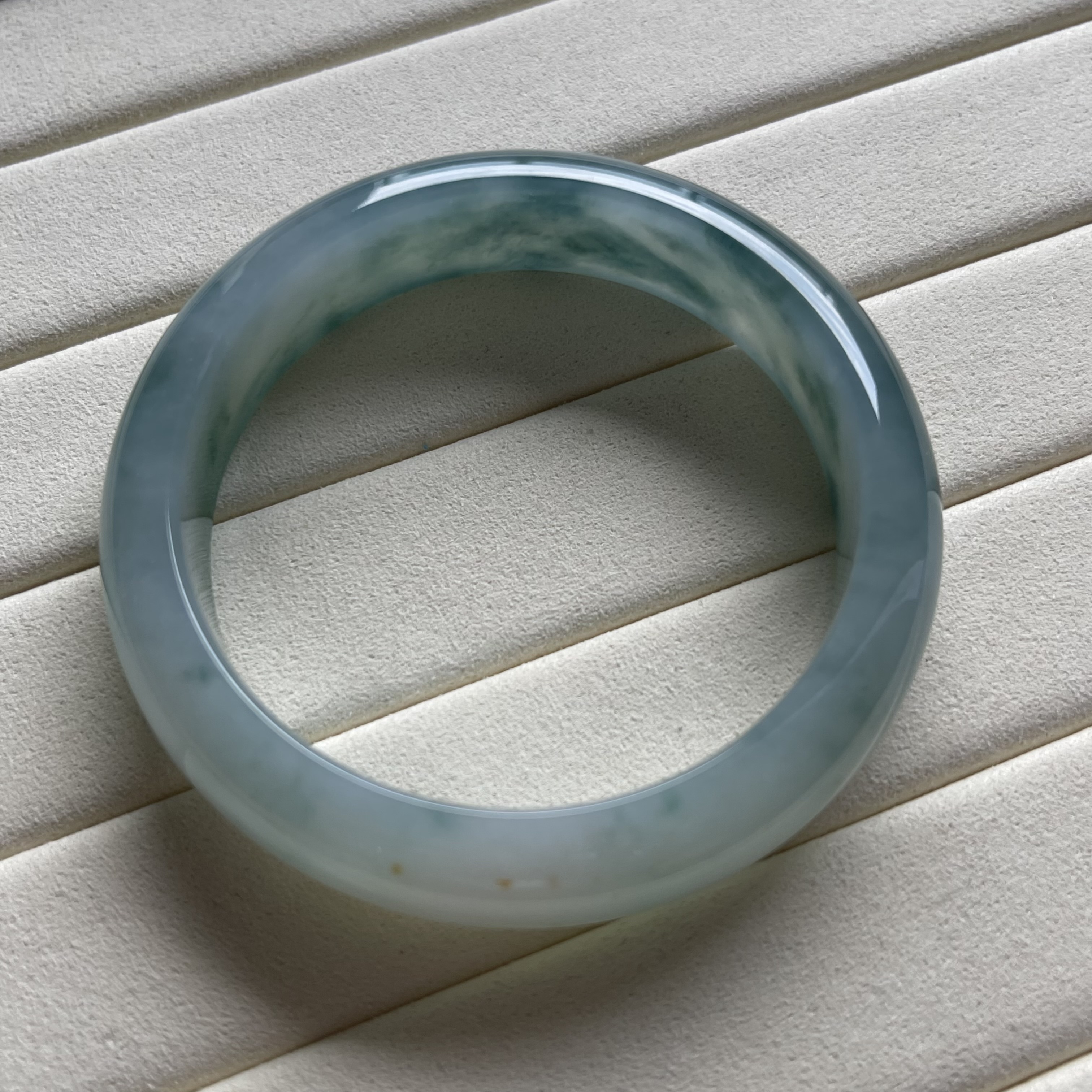 Green Jadeite Bangle With Floating Flowers (PJA00040)