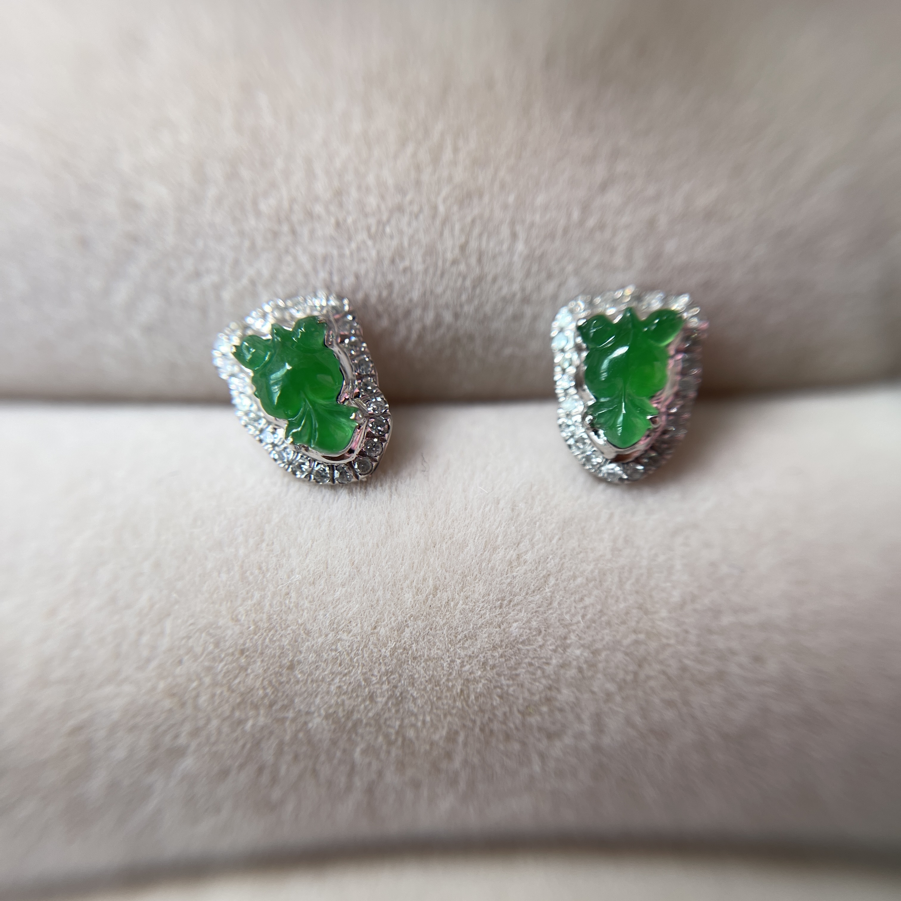 Stunning Green Jadeite Goldfish Earrings (PJA00132)