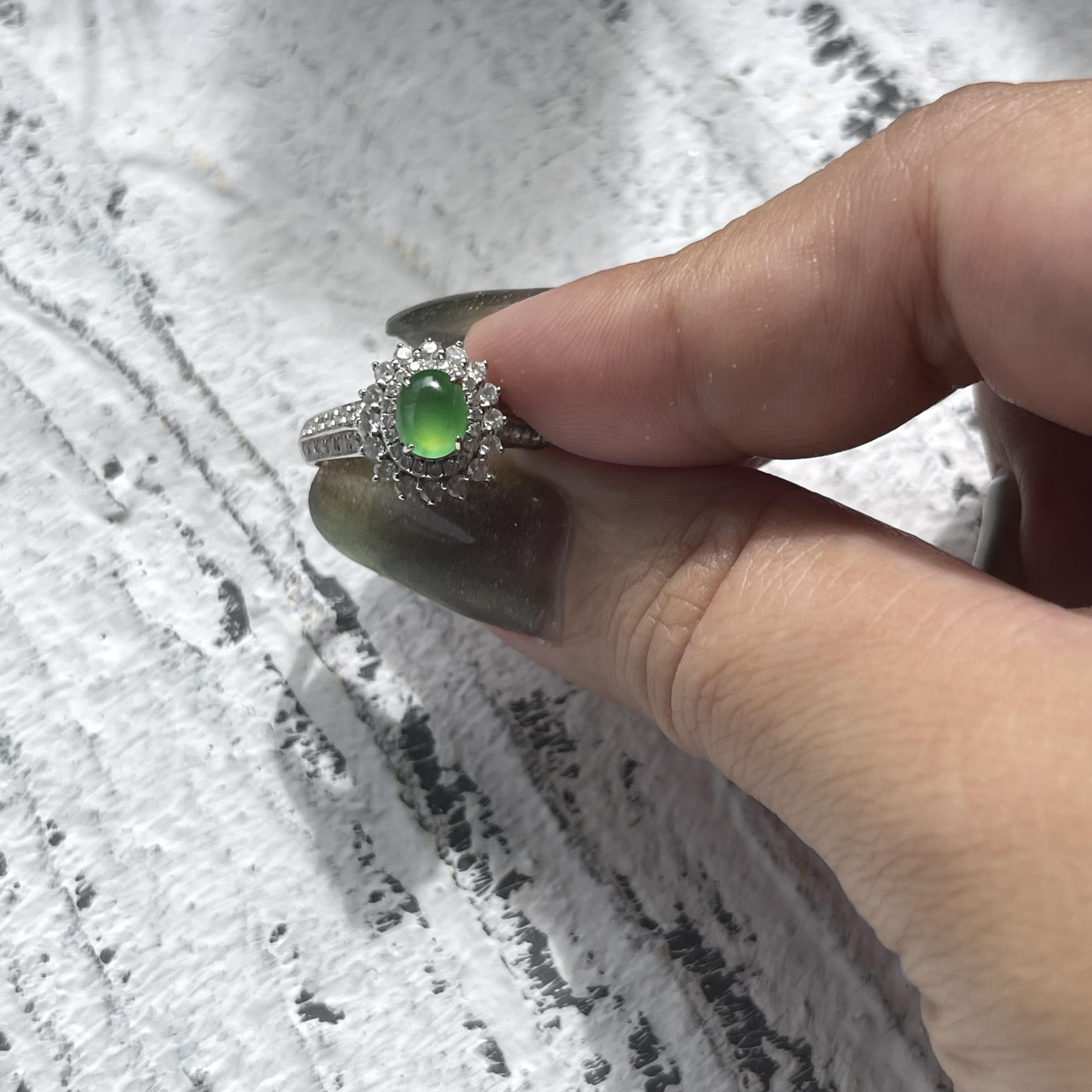 Vibrant Green Jadeite Ring (PJA00049)