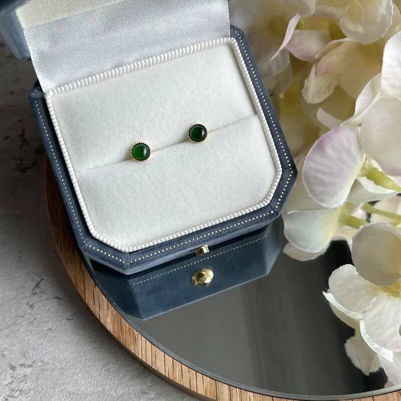 Vivid Green Minimalist Earrings (PJA00118)