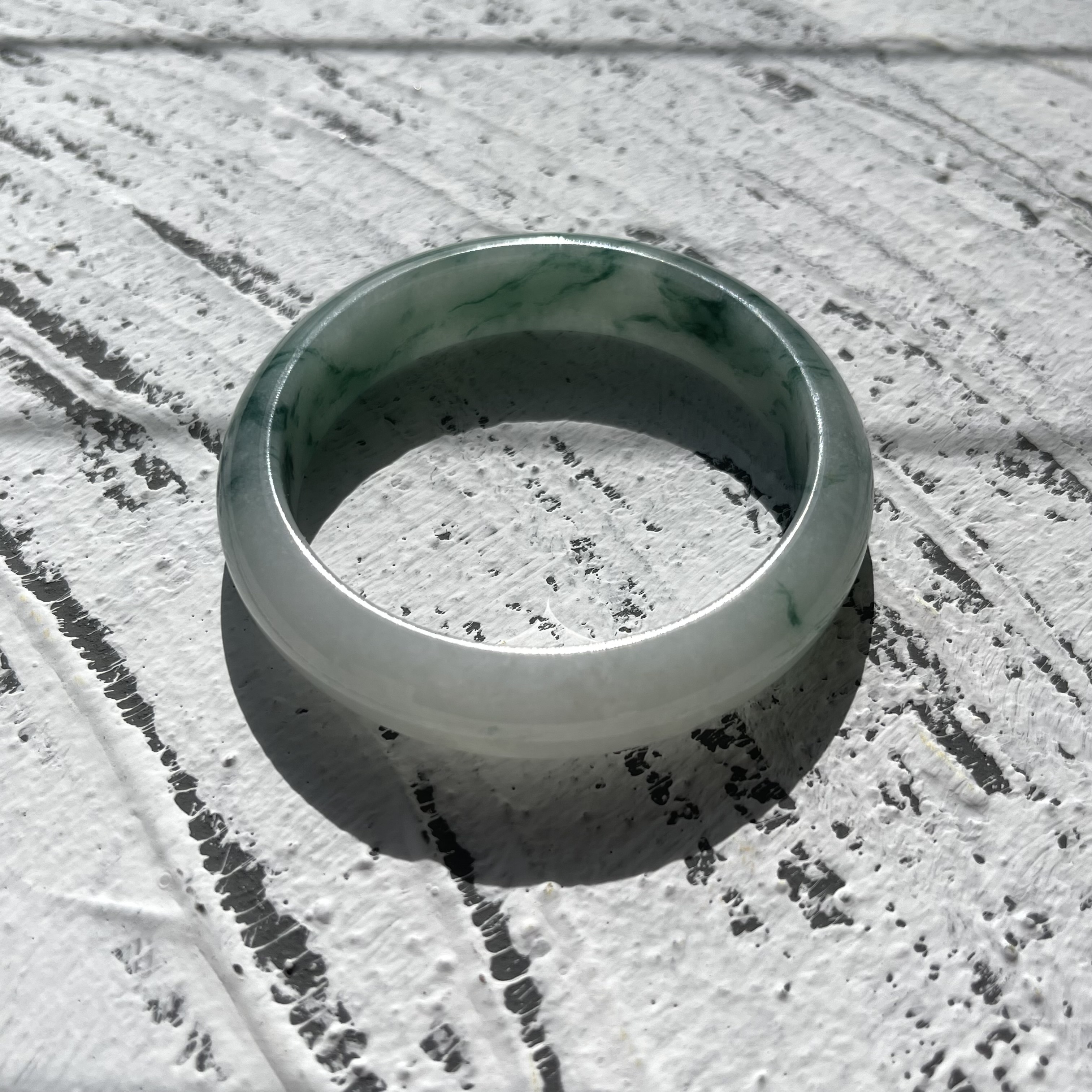 Green Floating Flowers Jadeite Bangle (PJA00077)