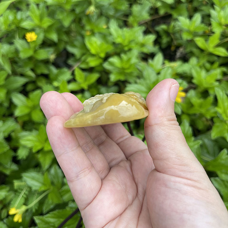 Type A Yellow Jadeite in Landscape Carving (PJA00009)