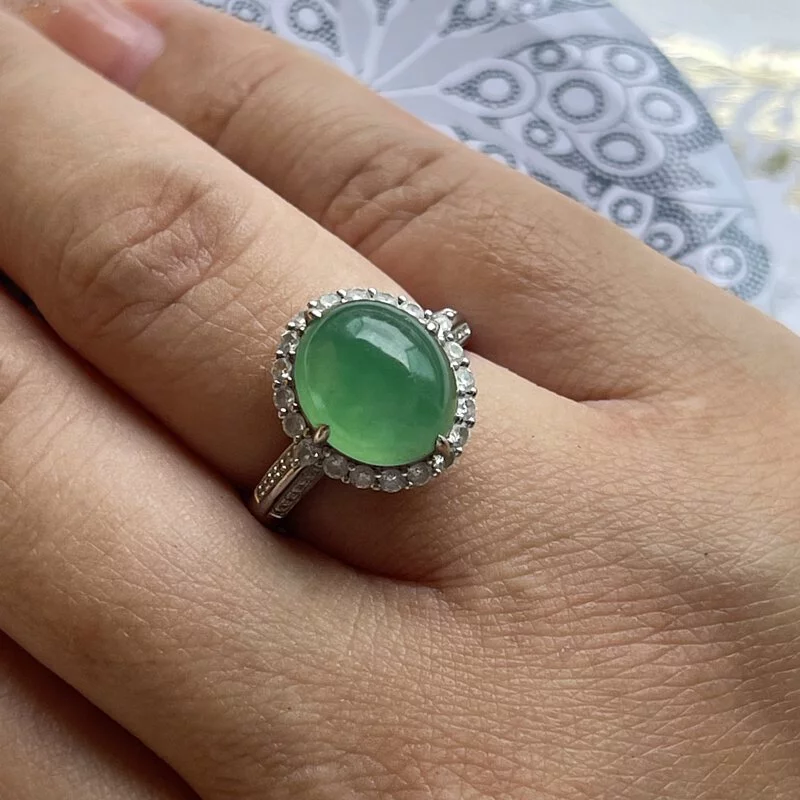 Icy Green Cabochon Ring (PJA00018)