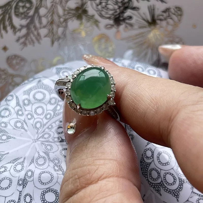 Icy Green Cabochon Ring (PJA00018)