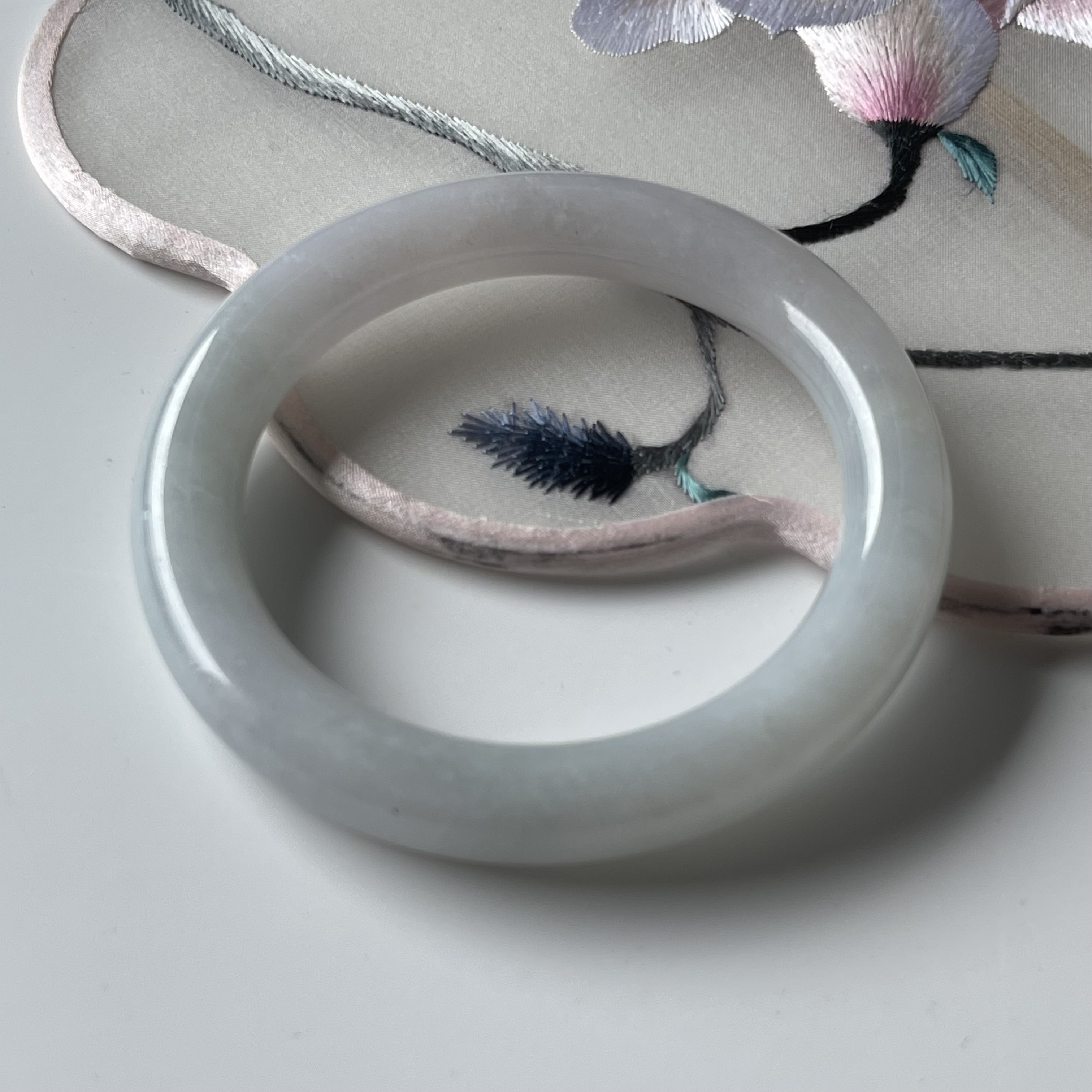 Faint Green with Faint Lavender Jadeite Bangle (PJA00075)